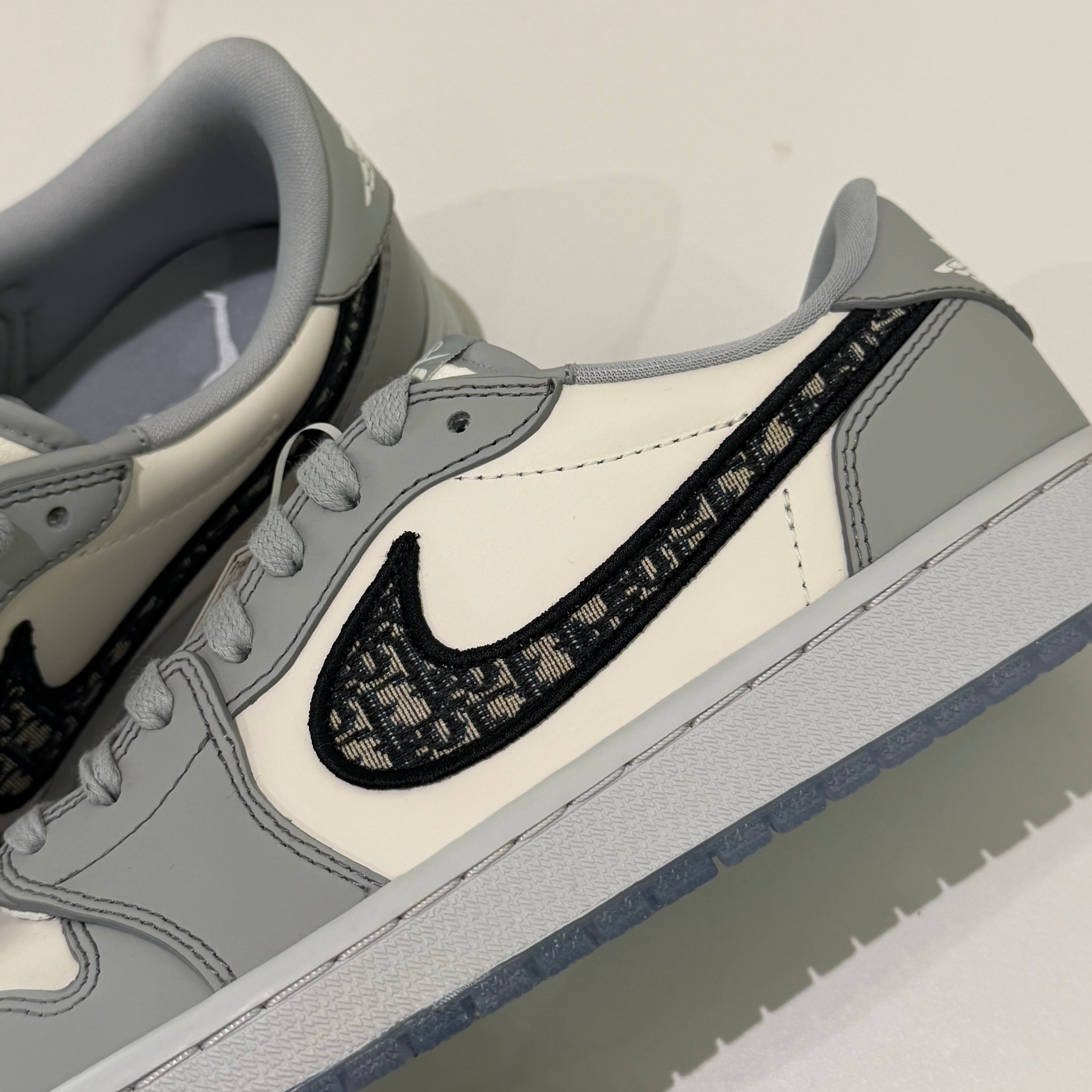 Air Jordan 1 Dior Low Limited Edition Sneakers