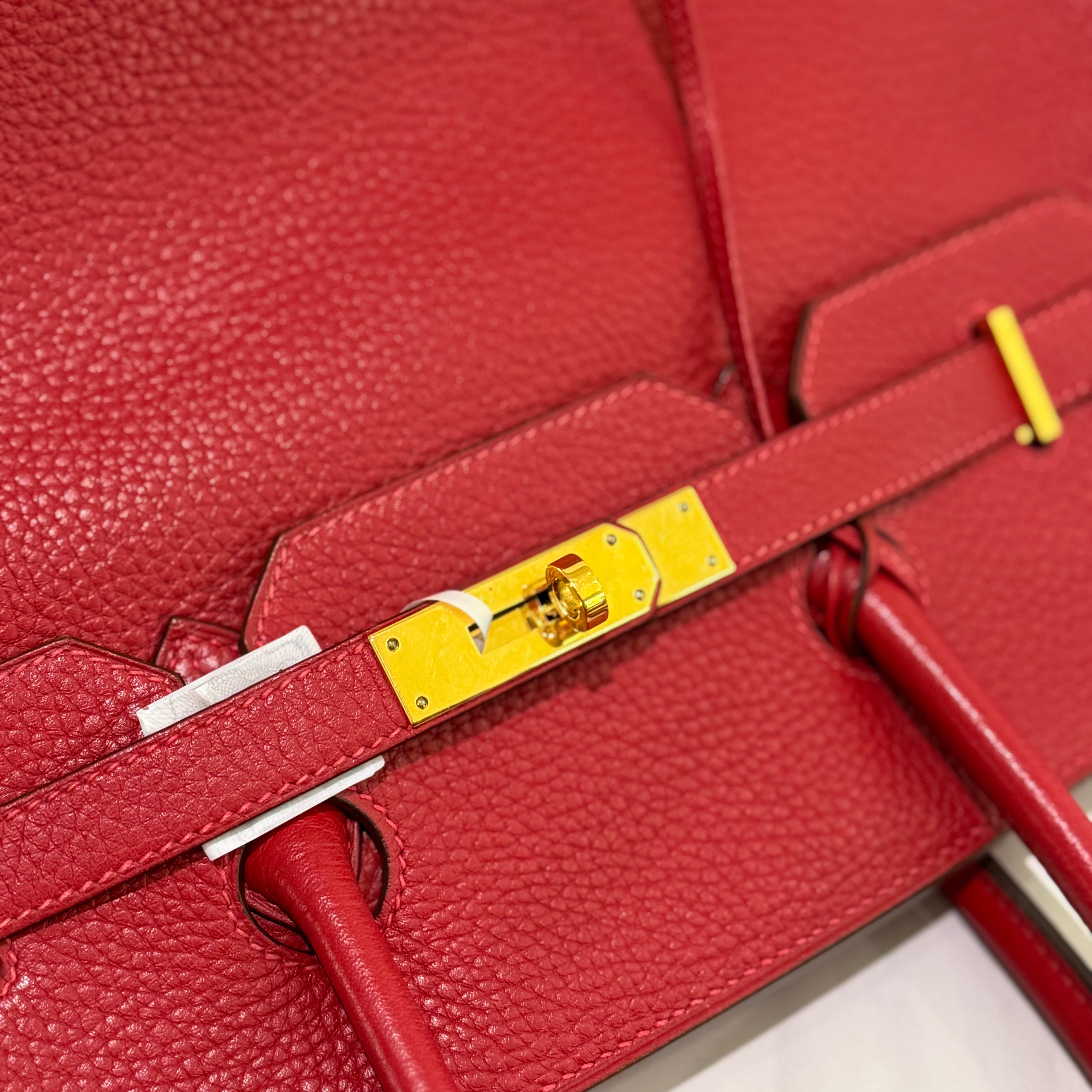 HERMÈS BIRKIN 35 ROUGE CASAQUE WITH GOLD HARDWARE