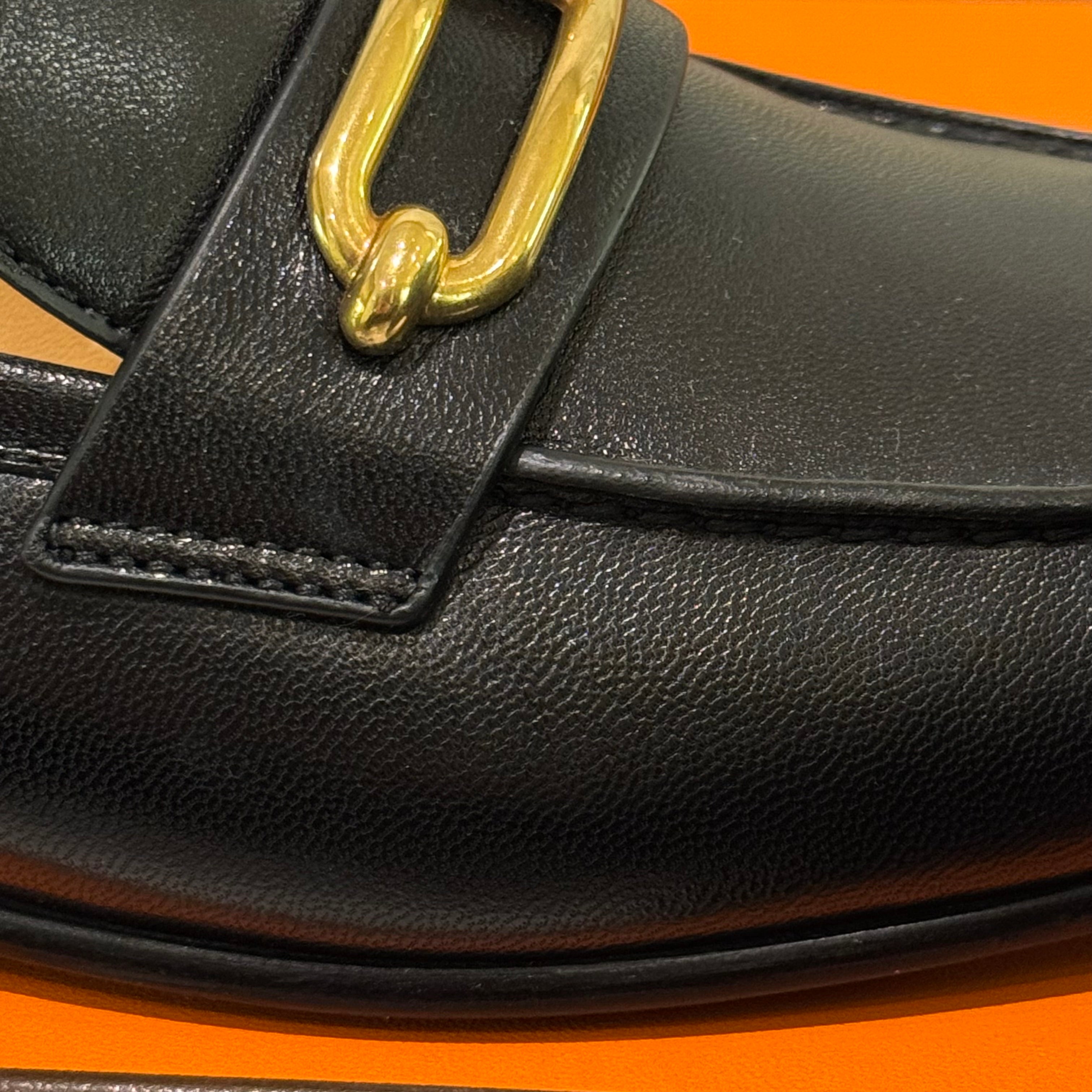 HERMÈS LOAFERS BLACK WITH “PIG NOSE” BUCKLE