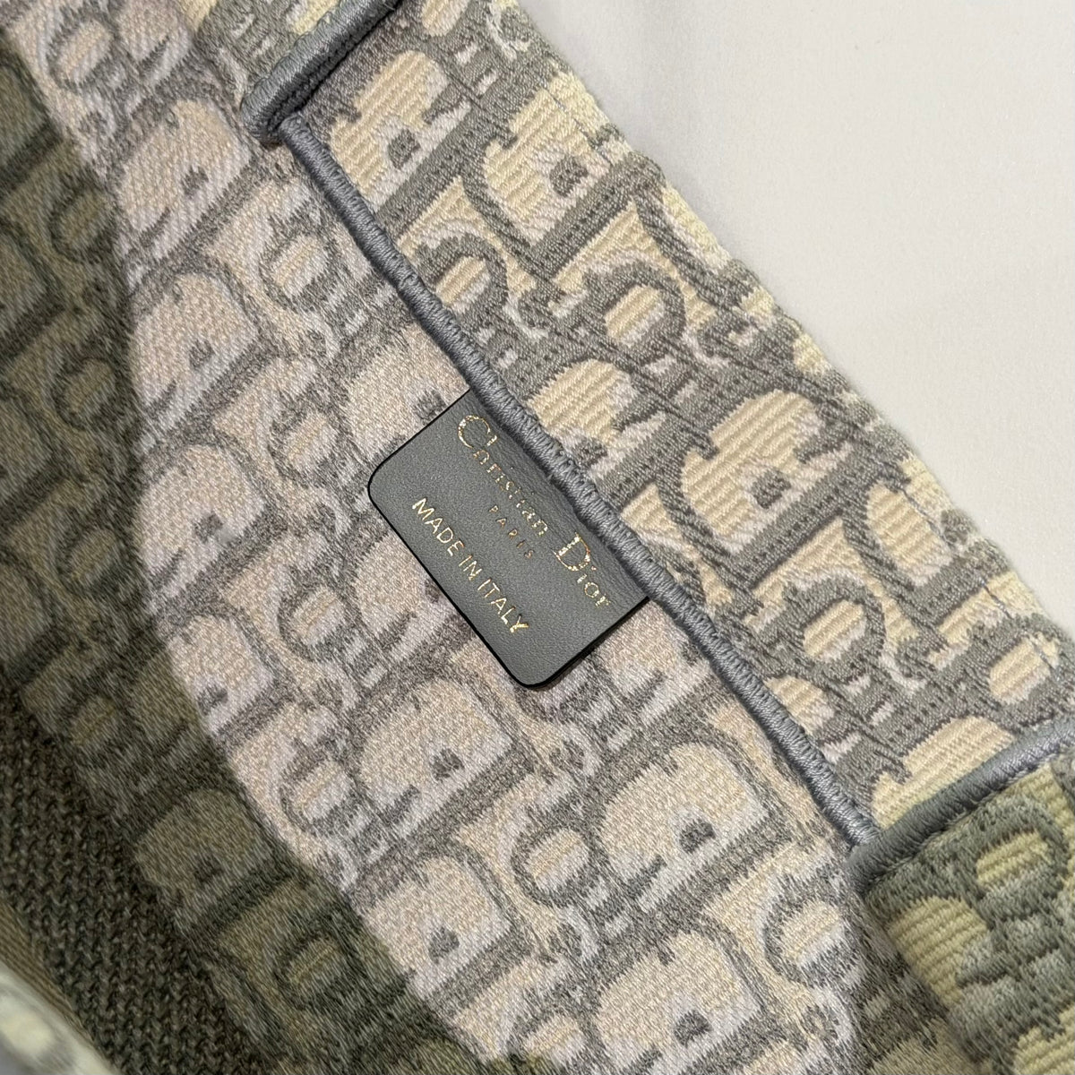 Dior Large Tote Grey | DIOR