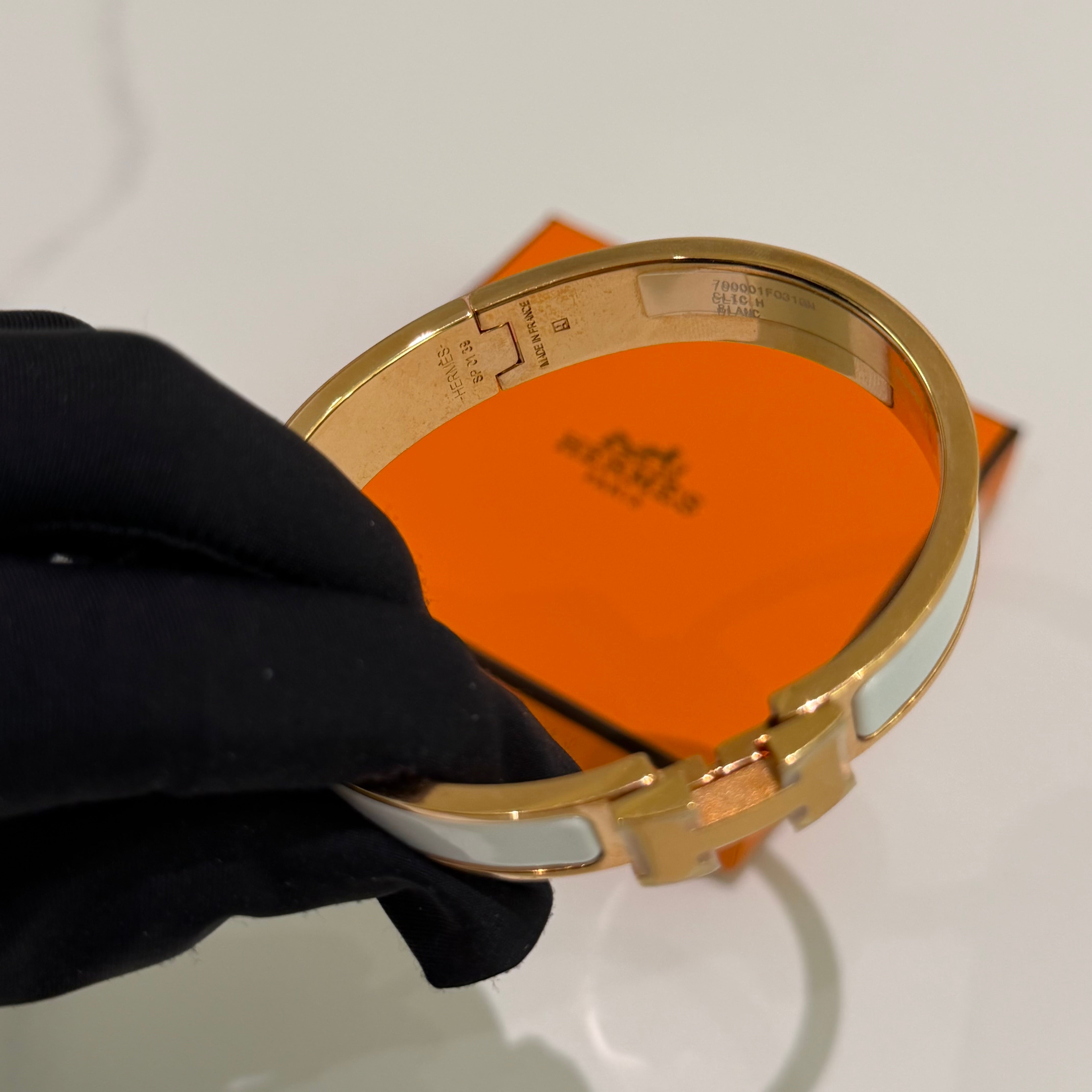 Hermes Clic HH Bracelet White with Gold Hardware