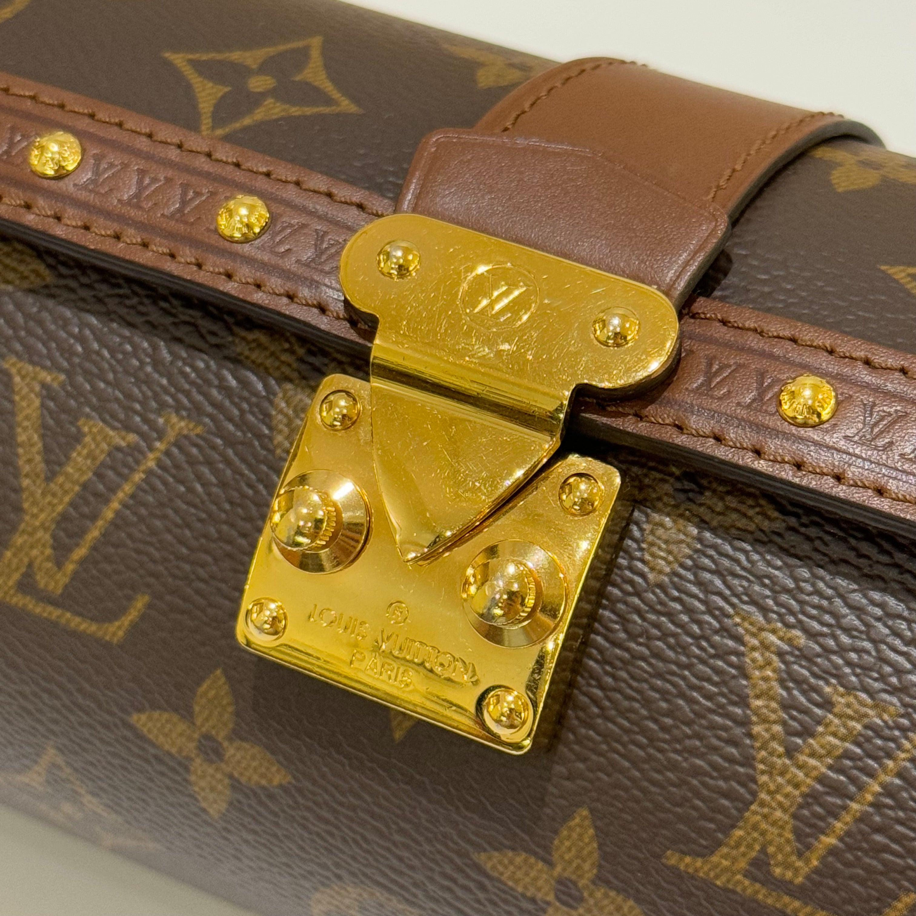 LV PAPILLON TRUNK | COLLINS RAIN