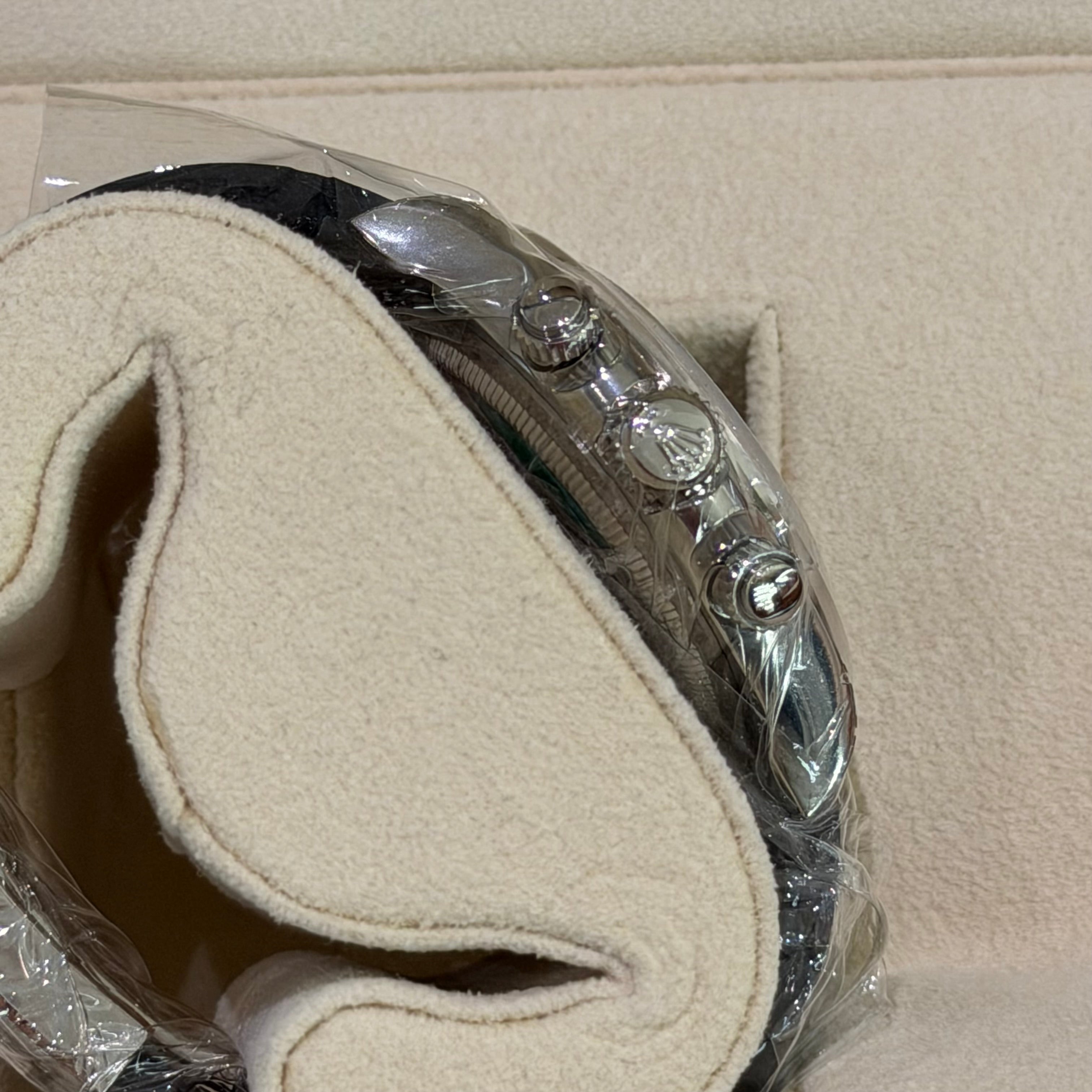 ROLEX Daytona 126519 White Gold “Cement Grey” Oysterflex