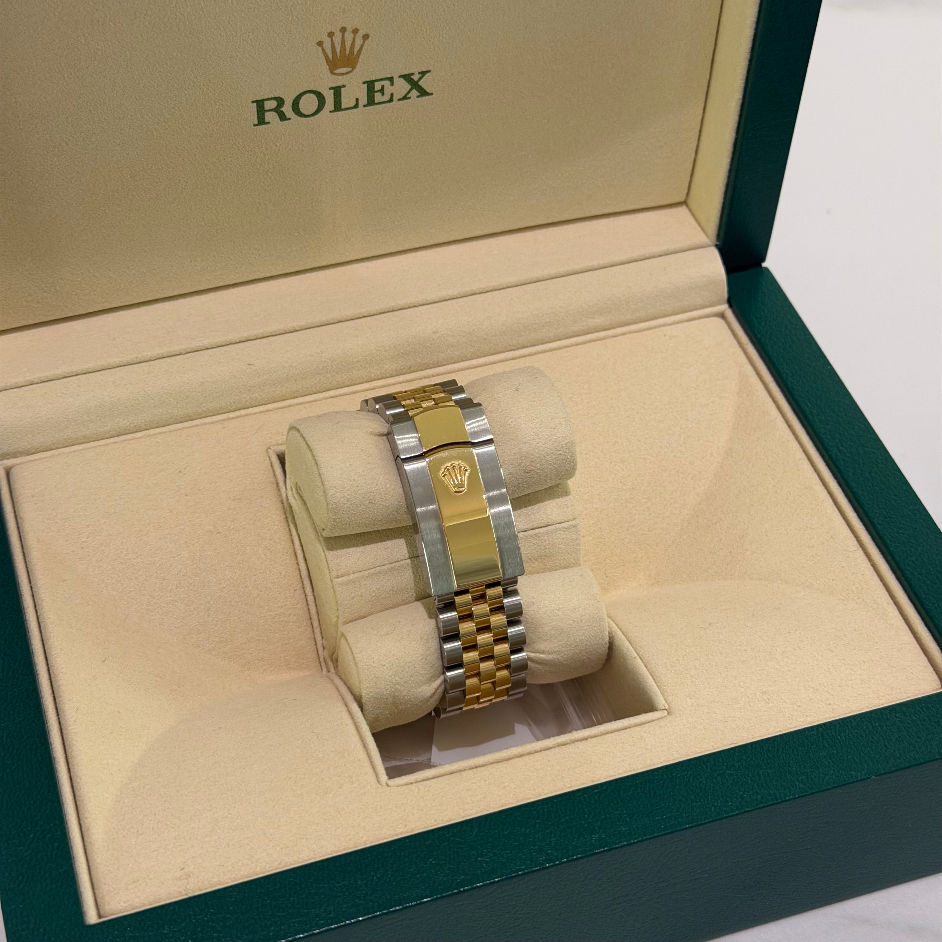 Rolex Datejust 36 126283RBR-0007 Black Dial Diamond Hour Markers & Diamond Bezel