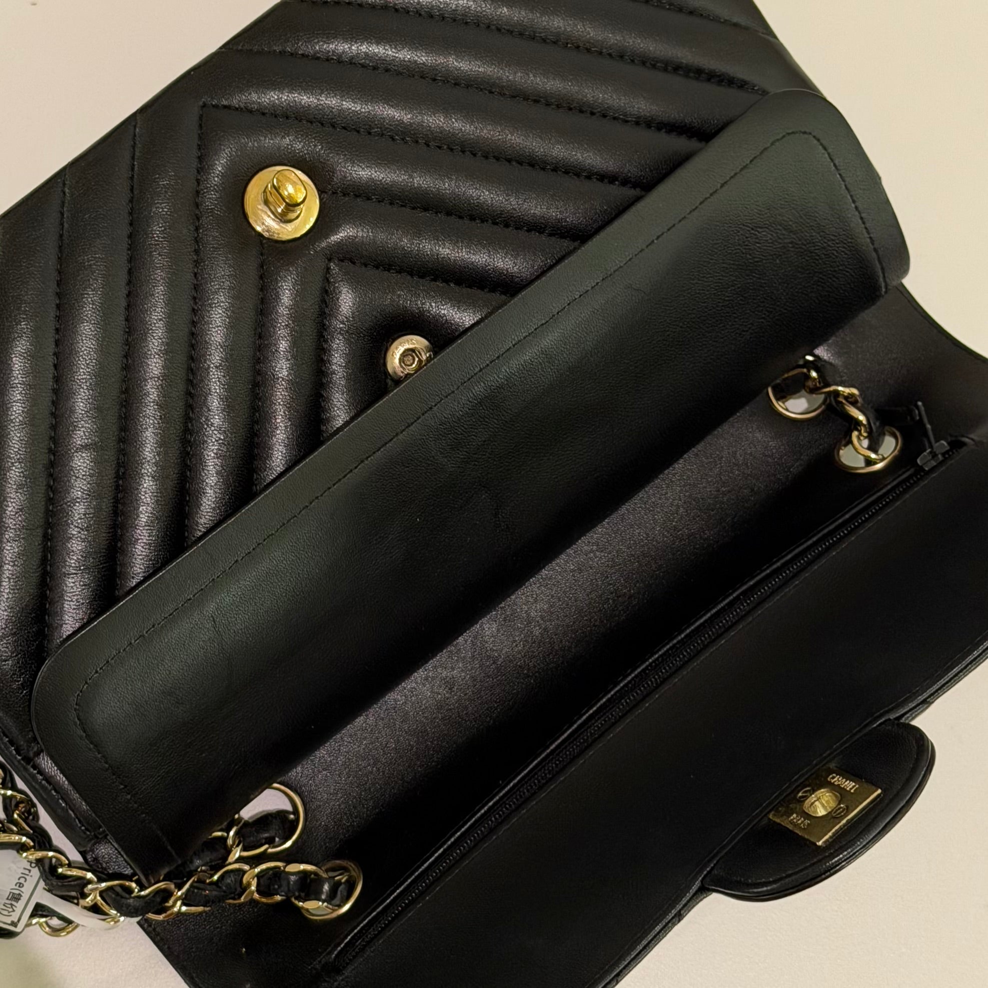 CHANEL CLASSIC FLAP MEDIUM V-QUILTED LAMBSKIN (LASER MODEL)