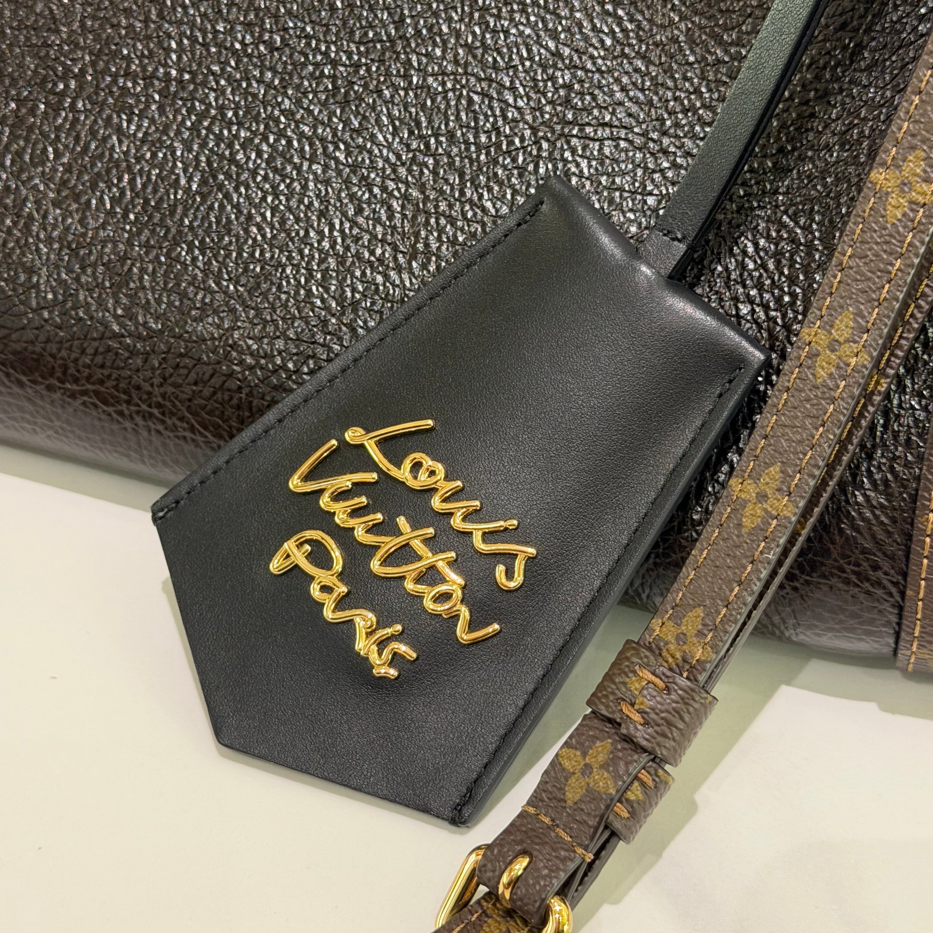 Louis Vuitton Express MM
