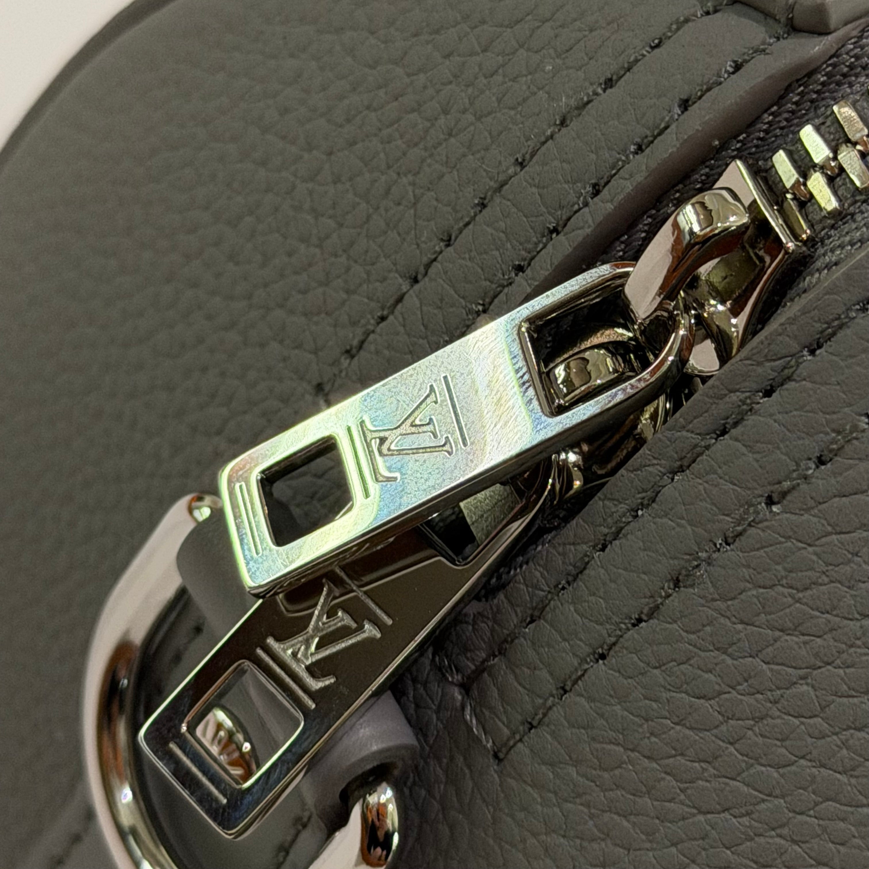 LOUIS VUITTON KEEPALL 27 CITY BAG GREY SHOULDER CROSSBODY BAG