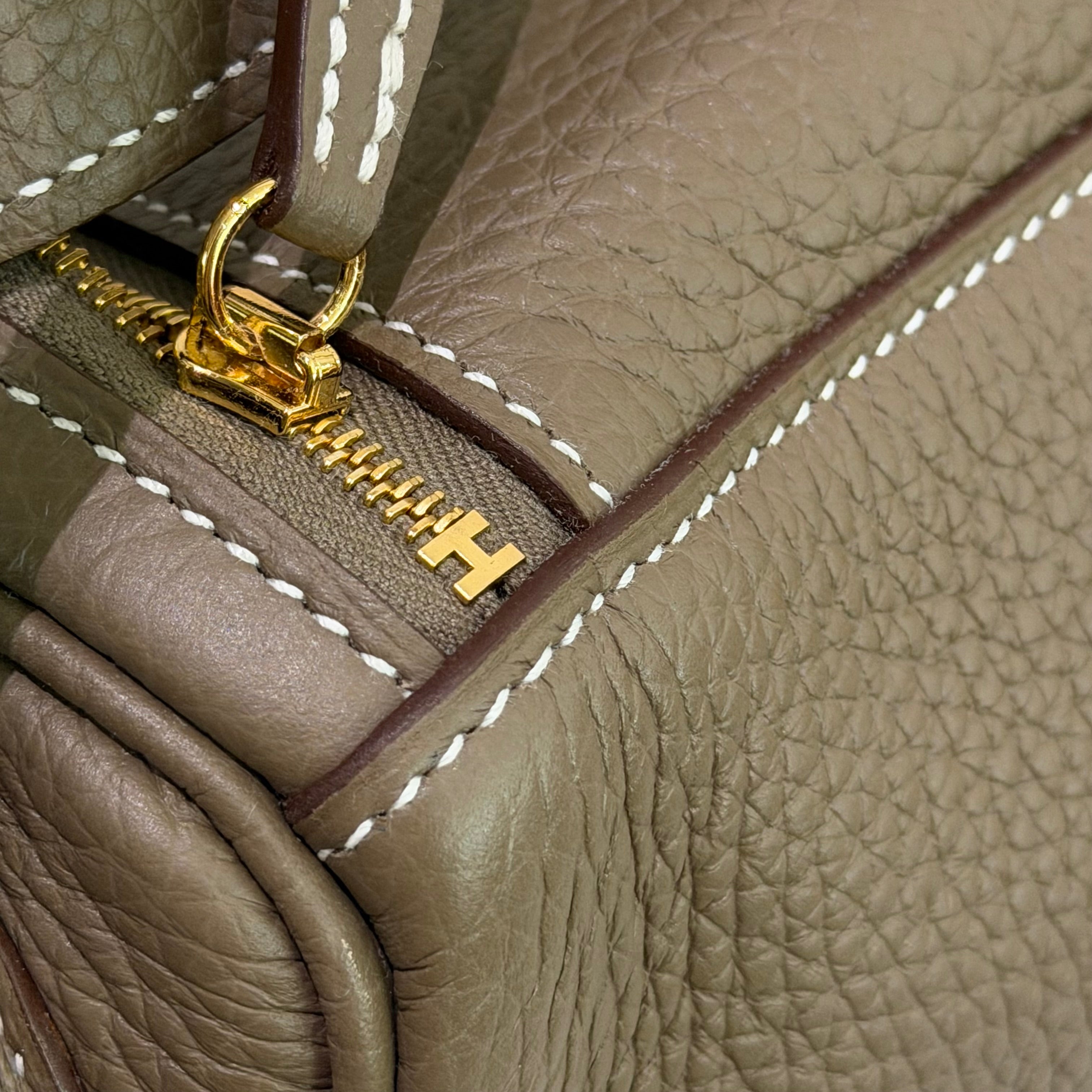 Hermes Lindy 26 Etoupe with Gold Hardware TC Leather (B Stamp)