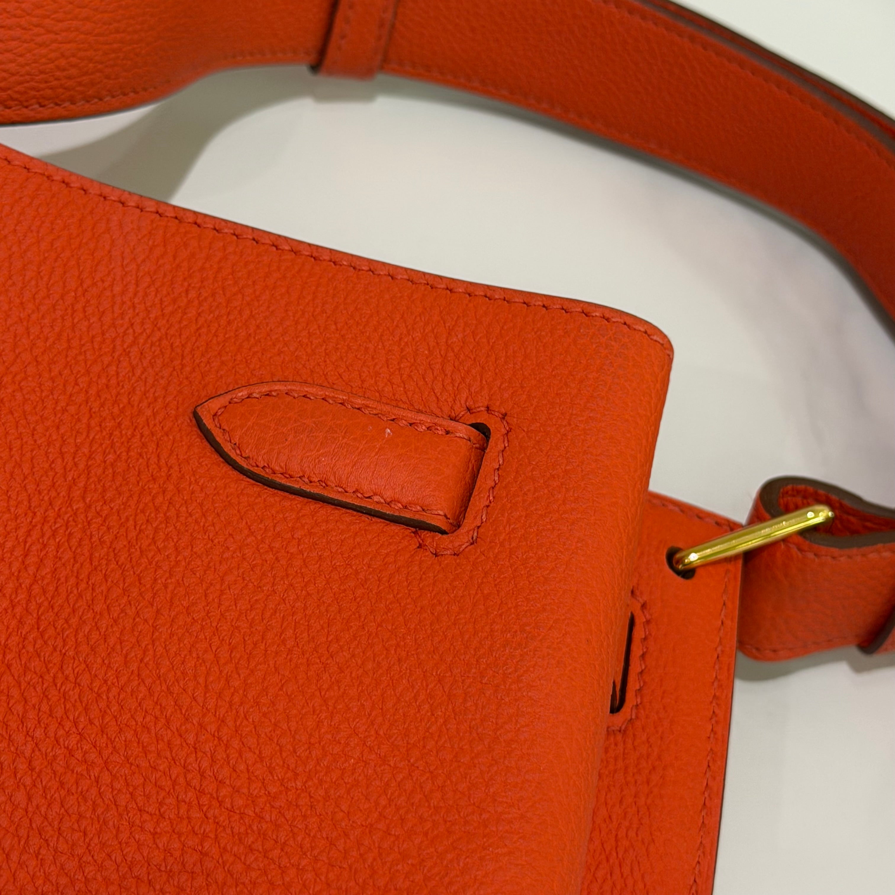 Hermes So Kelly 26 Orange-Red Bucket Shopping Bag (Stamp T)