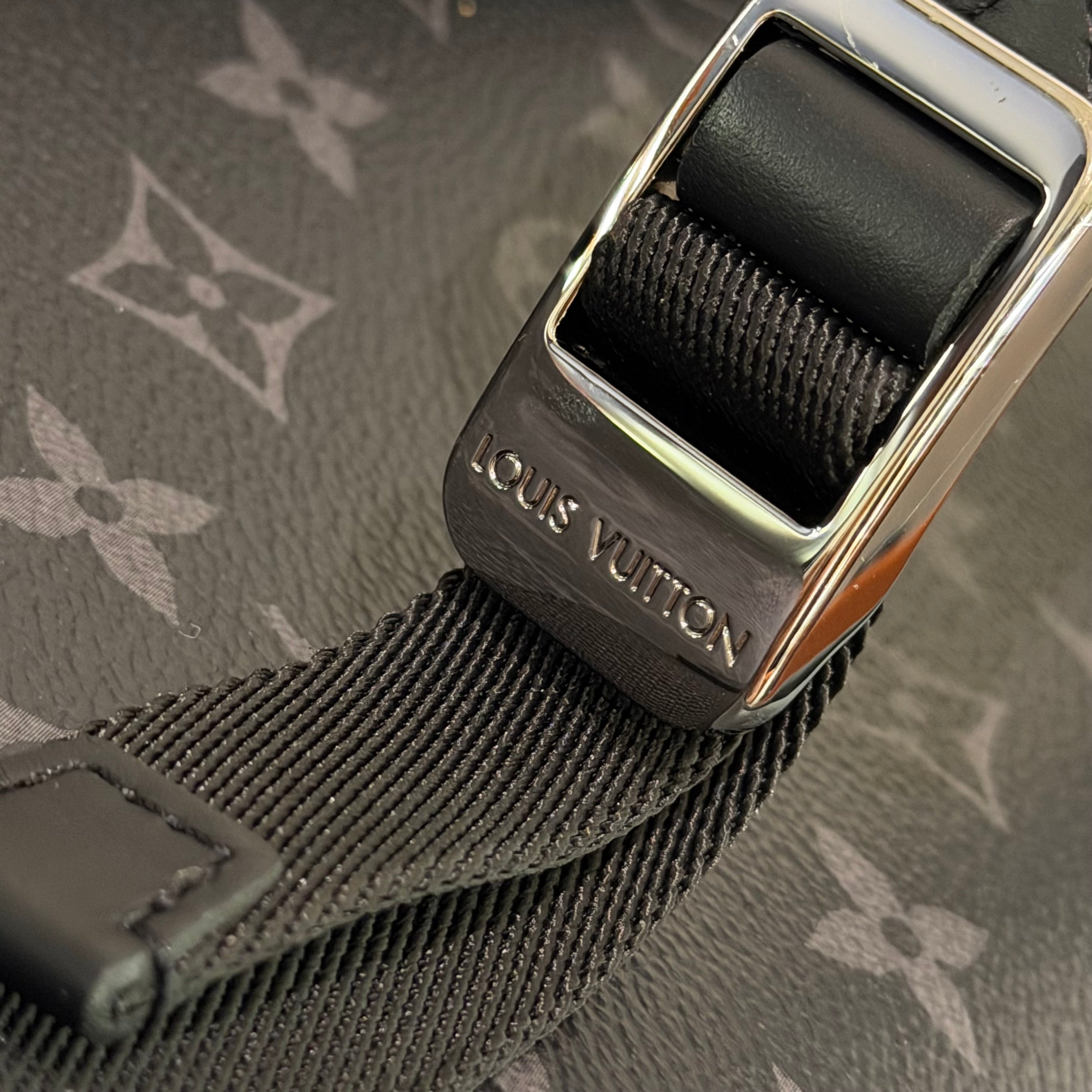 LOUIS VUITTON DISCOVERY APOLLO BLACK WARRIOR BACKPACK