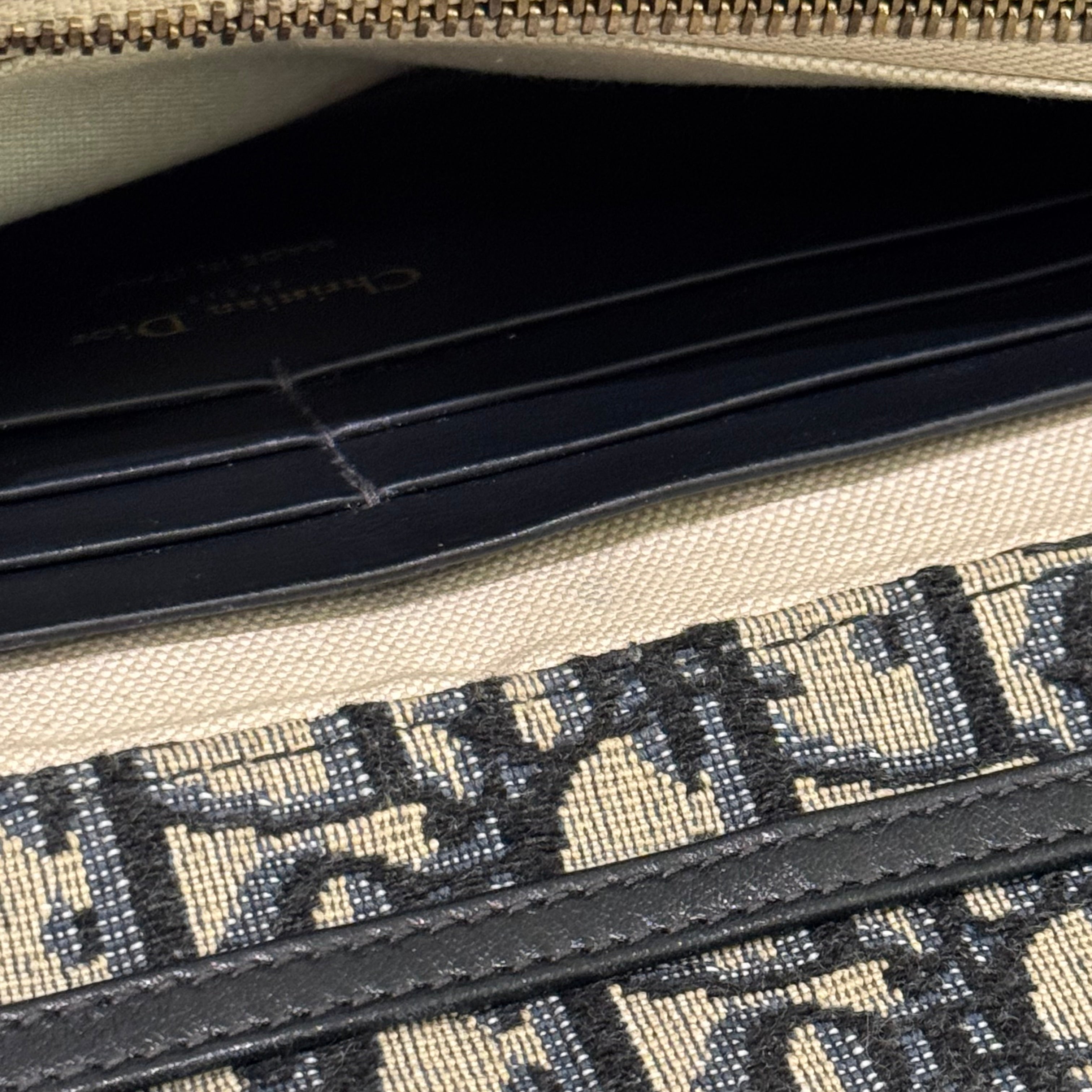 DIOR OBLIQUE WALLET ON CHAIN