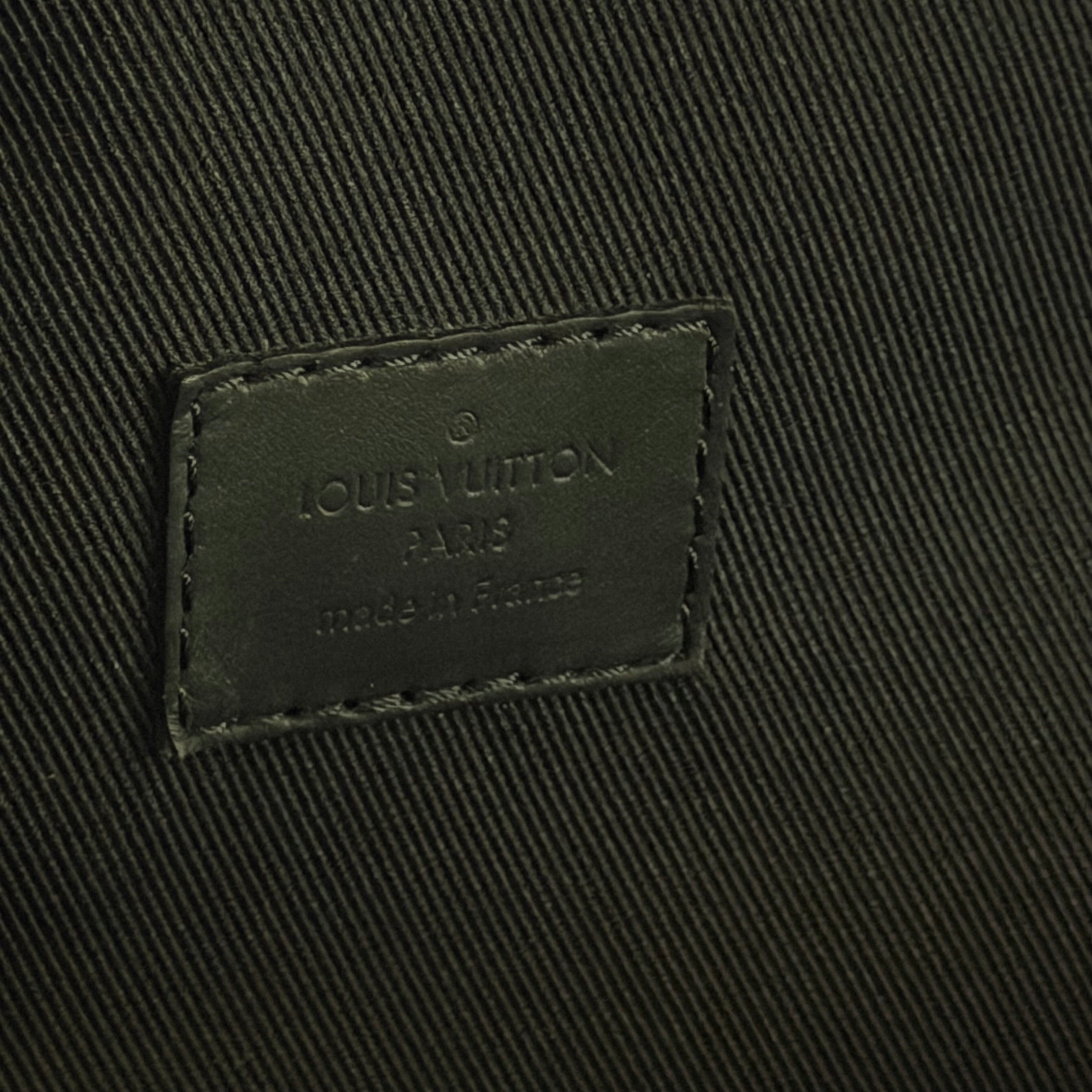 LOUIS VUITTON DISCOVERY APOLLO BLACK WARRIOR BACKPACK