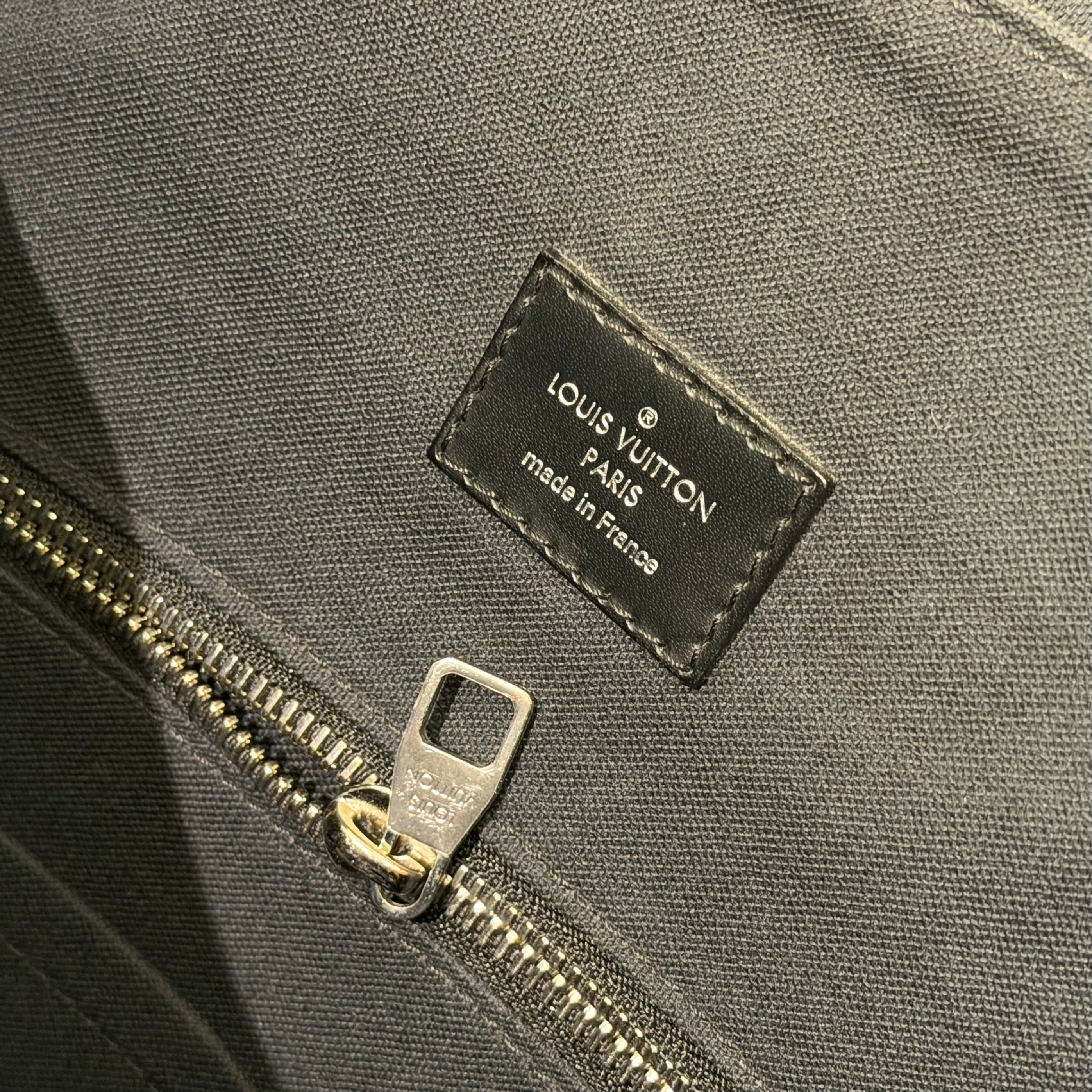 Louis Vuitton Christopher MM Backpack Damier Graphite
