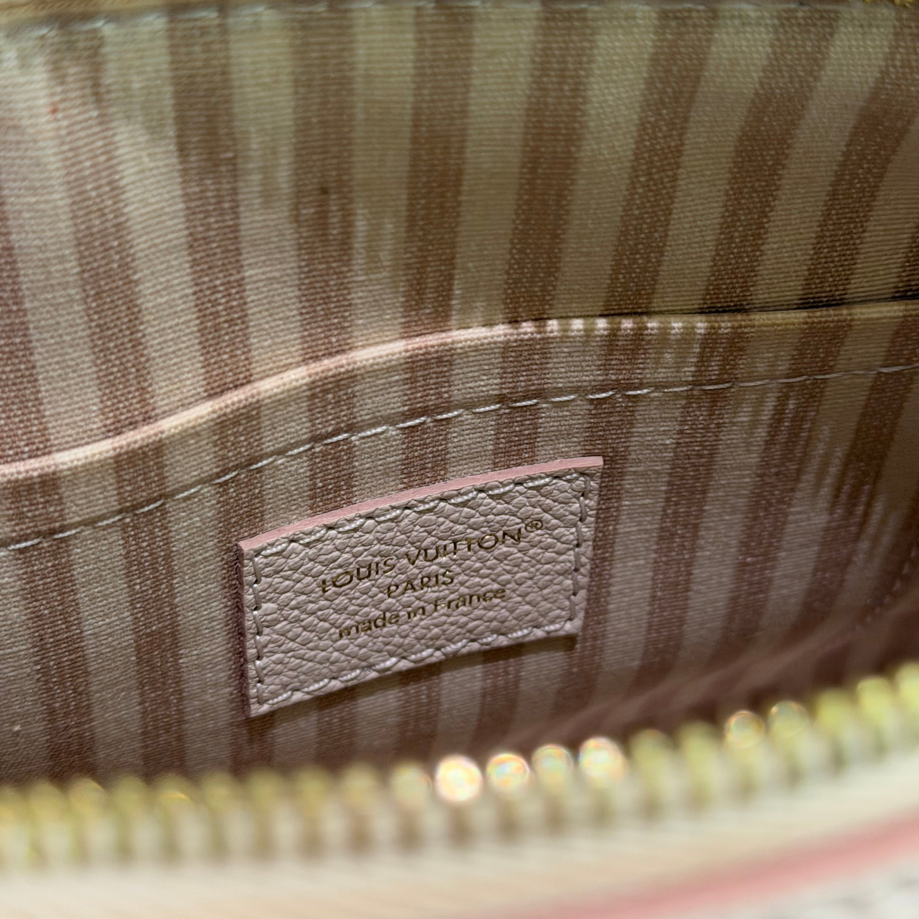 Louis Vuitton Speedy 20 Cream White & Pink Embossed Leather