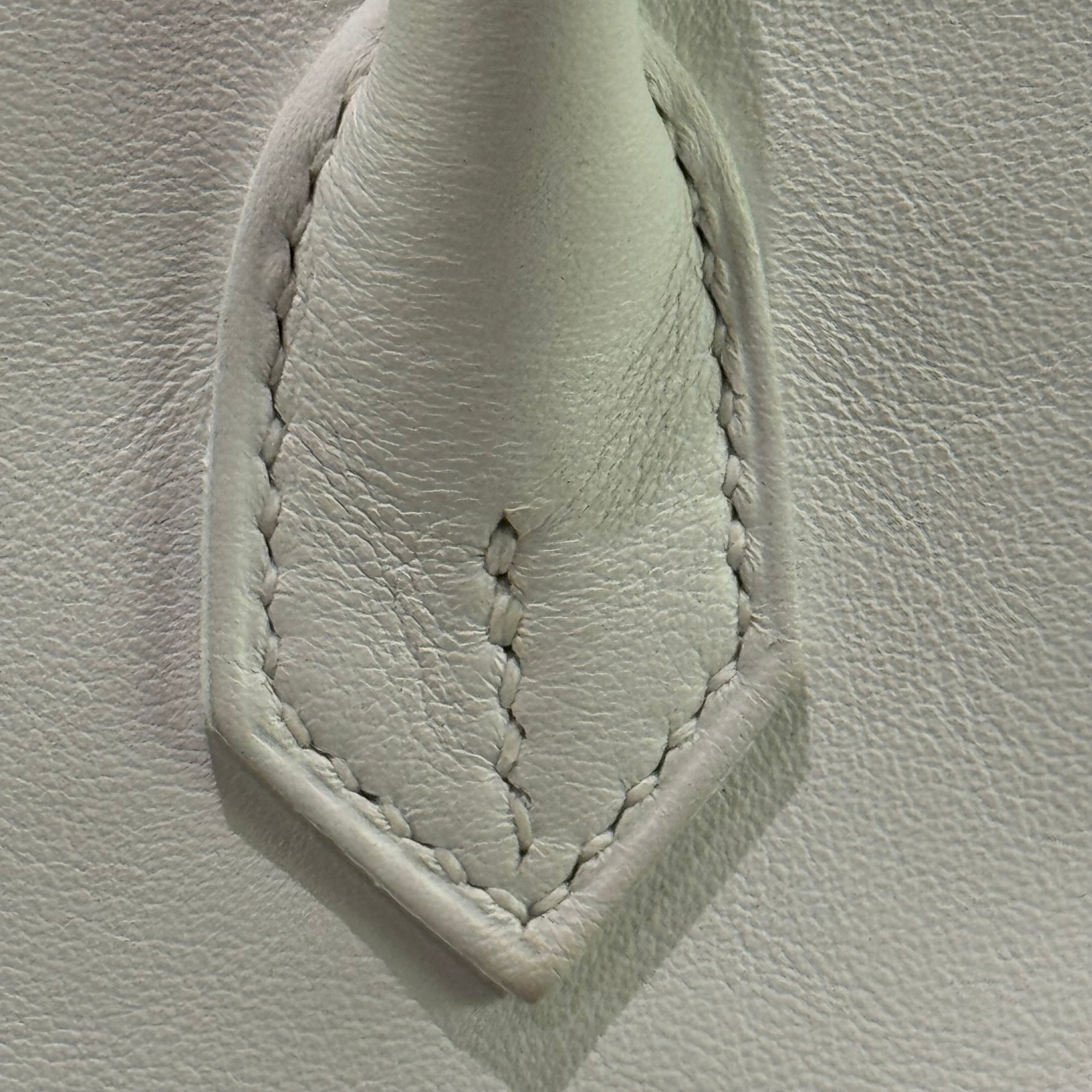 HERMÈS BIRKIN 25 WHITE SWIFT LEATHER WITH PALLADIUM HARDWARE STAMP B