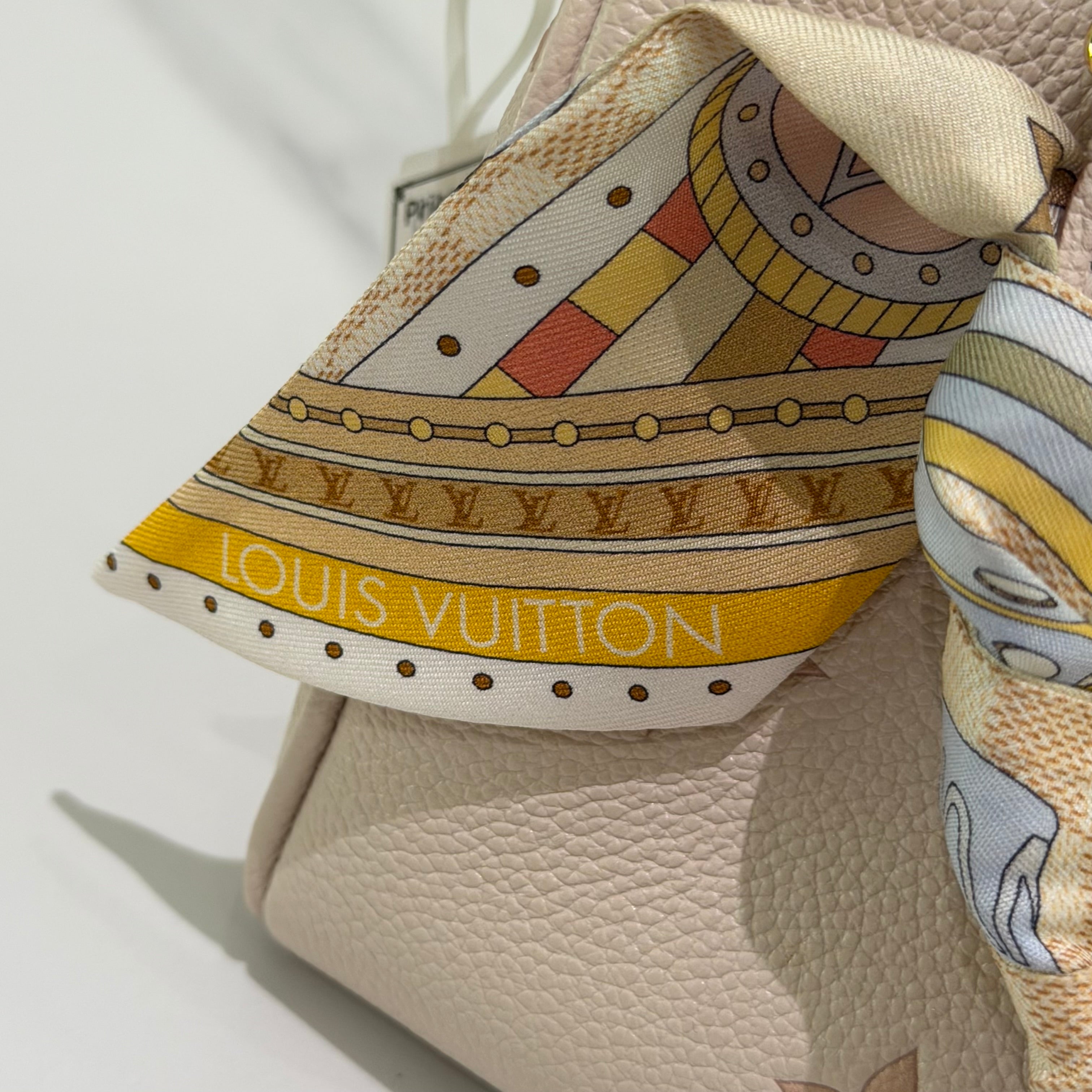 Louis Vuitton Speedy 20 Cream White & Pink Embossed Leather