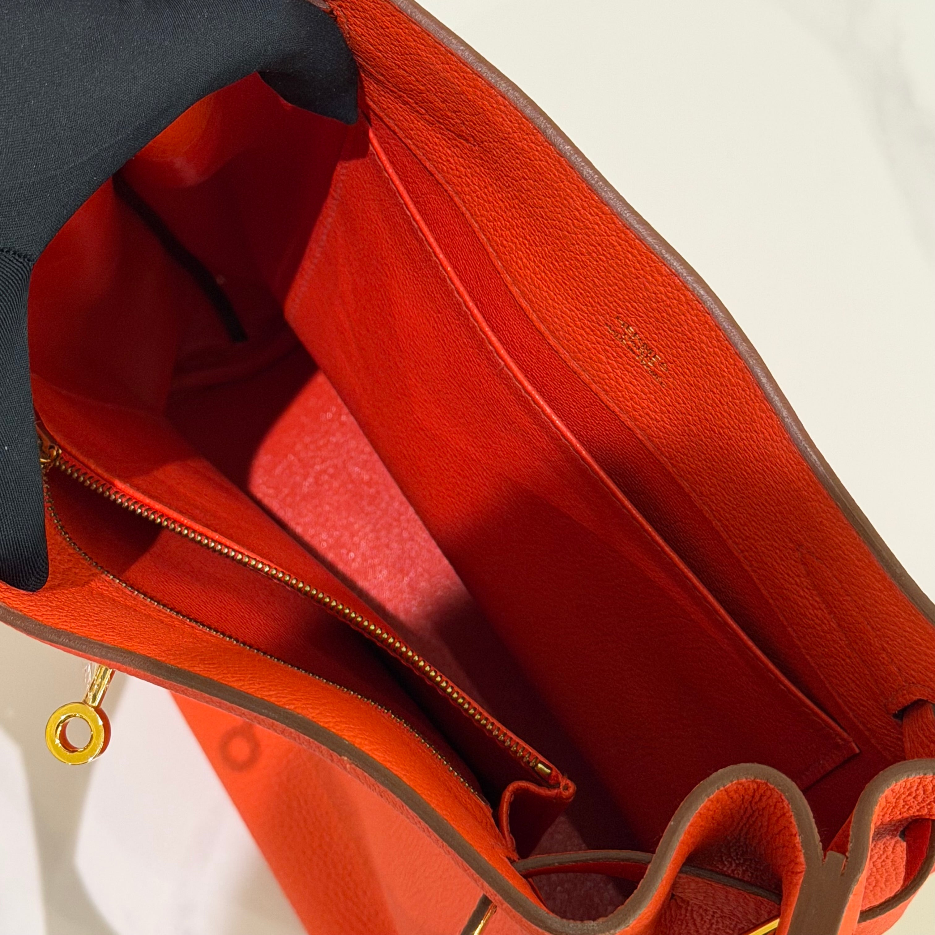 Hermes So Kelly 26 Orange-Red Bucket Shopping Bag (Stamp T)