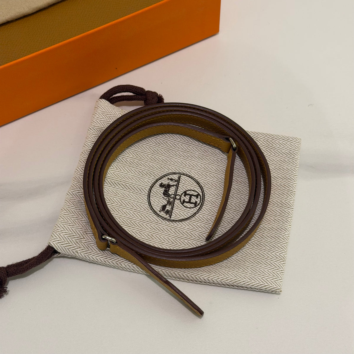 Hermès Kelly To Go Sesame with Palladium Hardware (Stamp Y) | HERMES