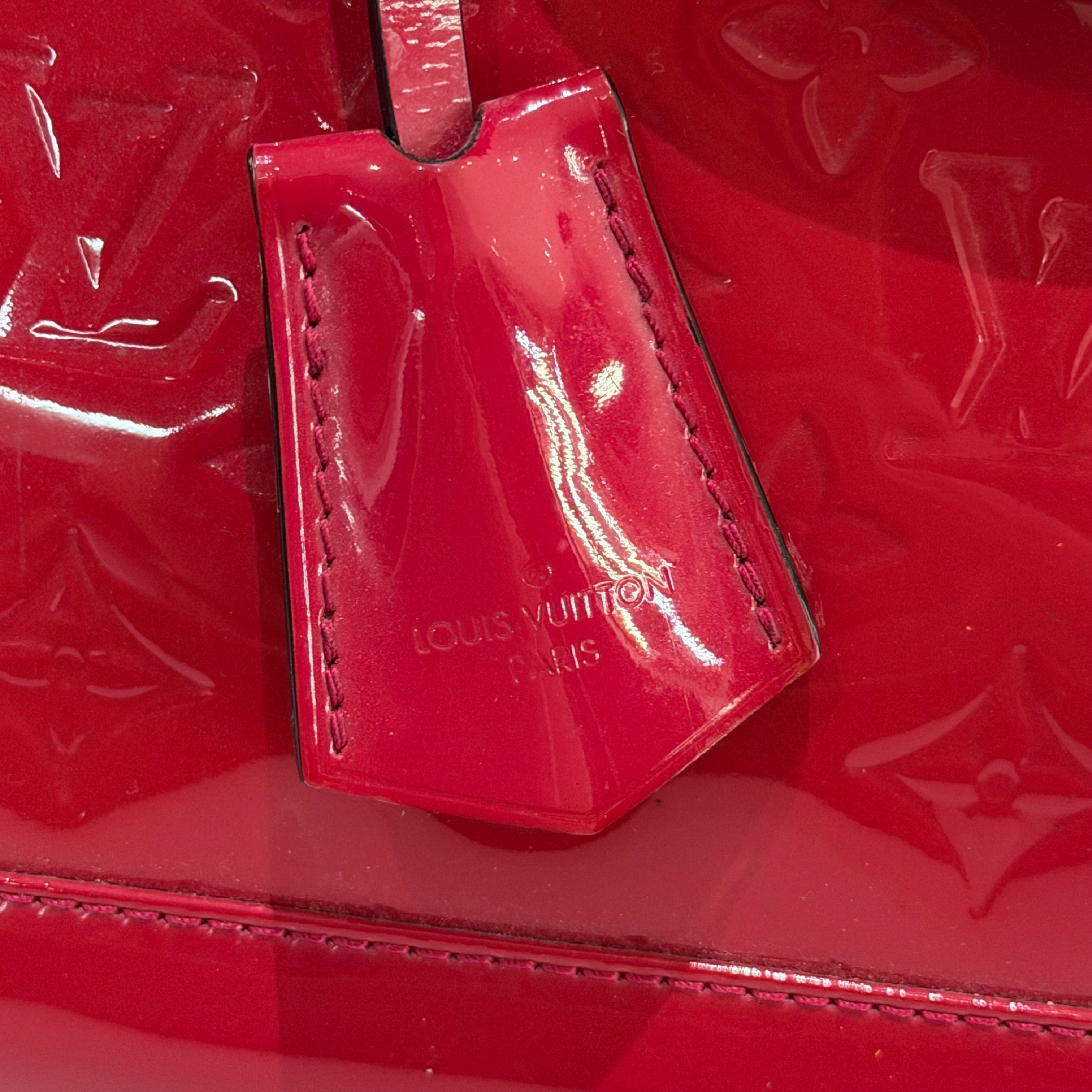 LOUIS VUITTON ALMA MEDIUM RED VERNIS LEATHER HANDBAG