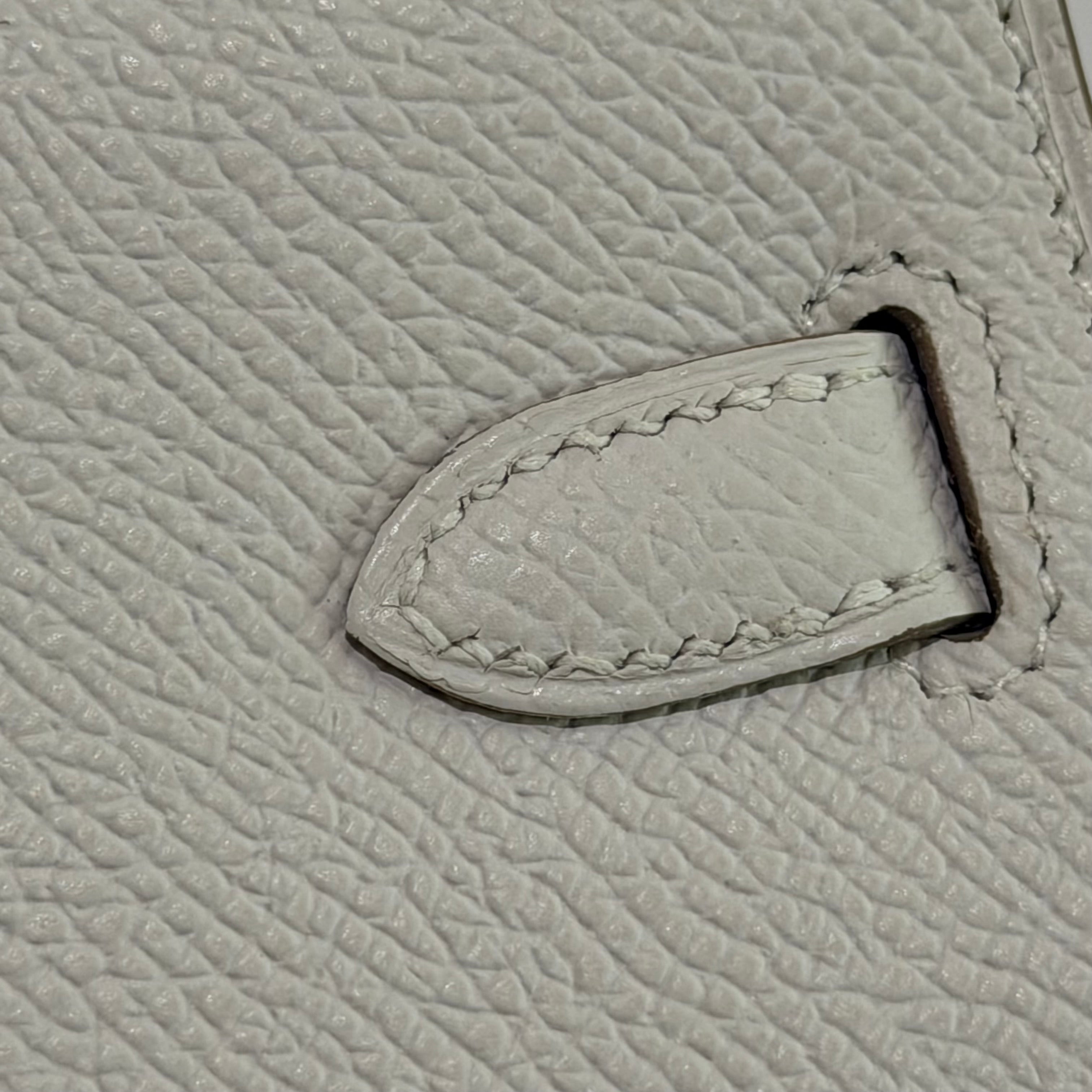 Hermes Kelly To Go Epsom M4 Gris Pale with Gold Hardware (Stamp B)