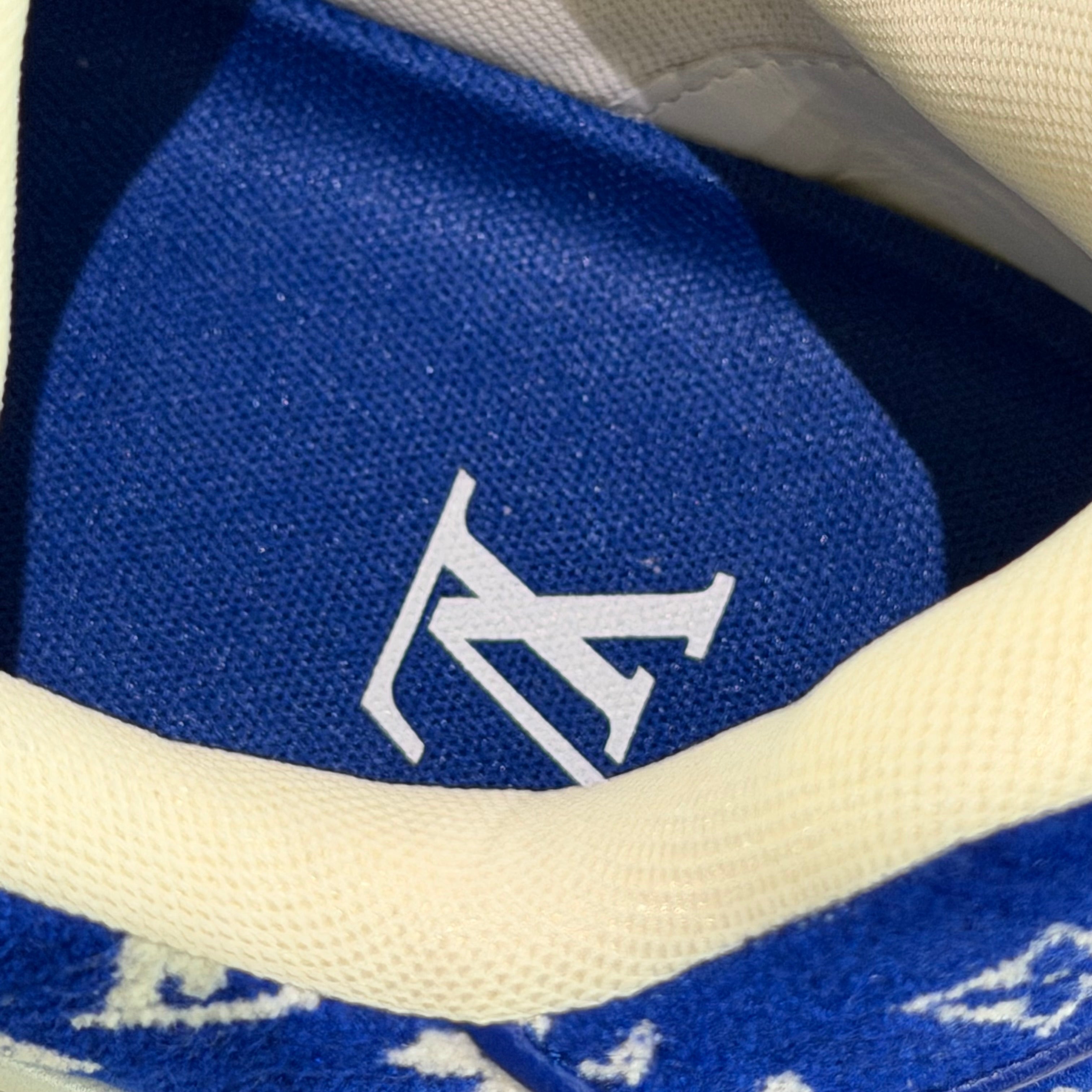 LOUIS VUITTON TRAINER BLUE WHITE MONOGRAM SNEAKERS