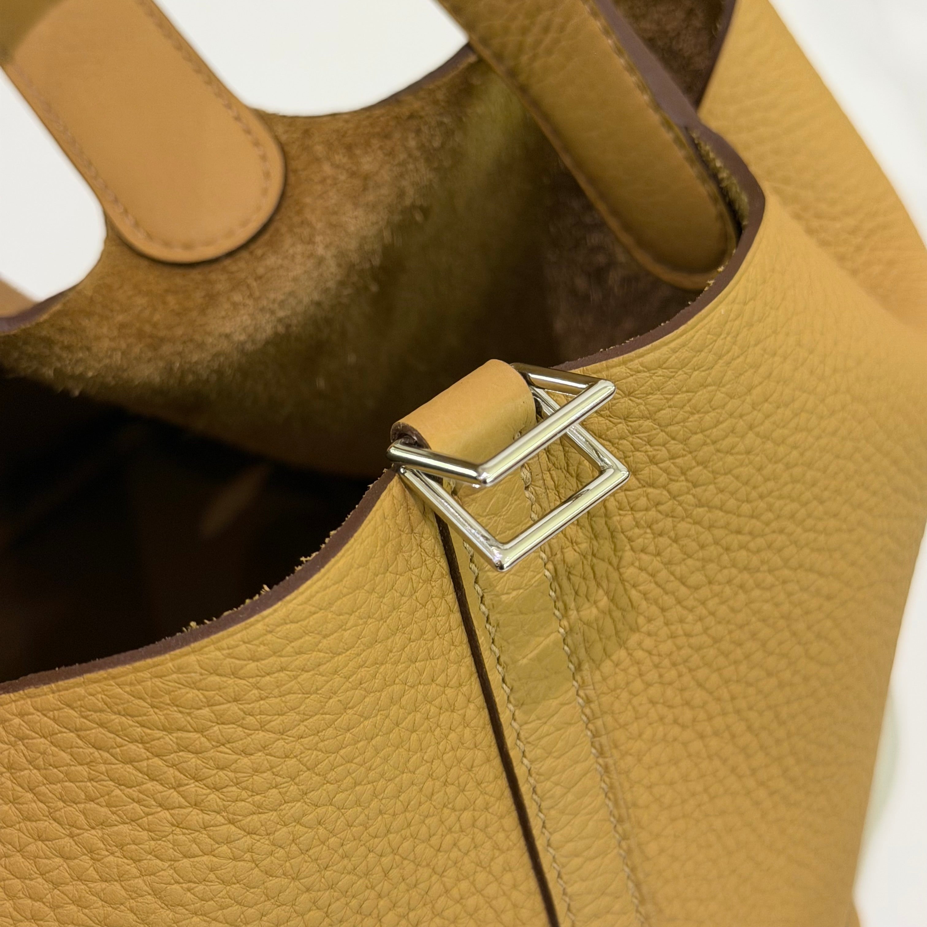 Hermes Picotin Lock 22 Biscuit (Stamp K)