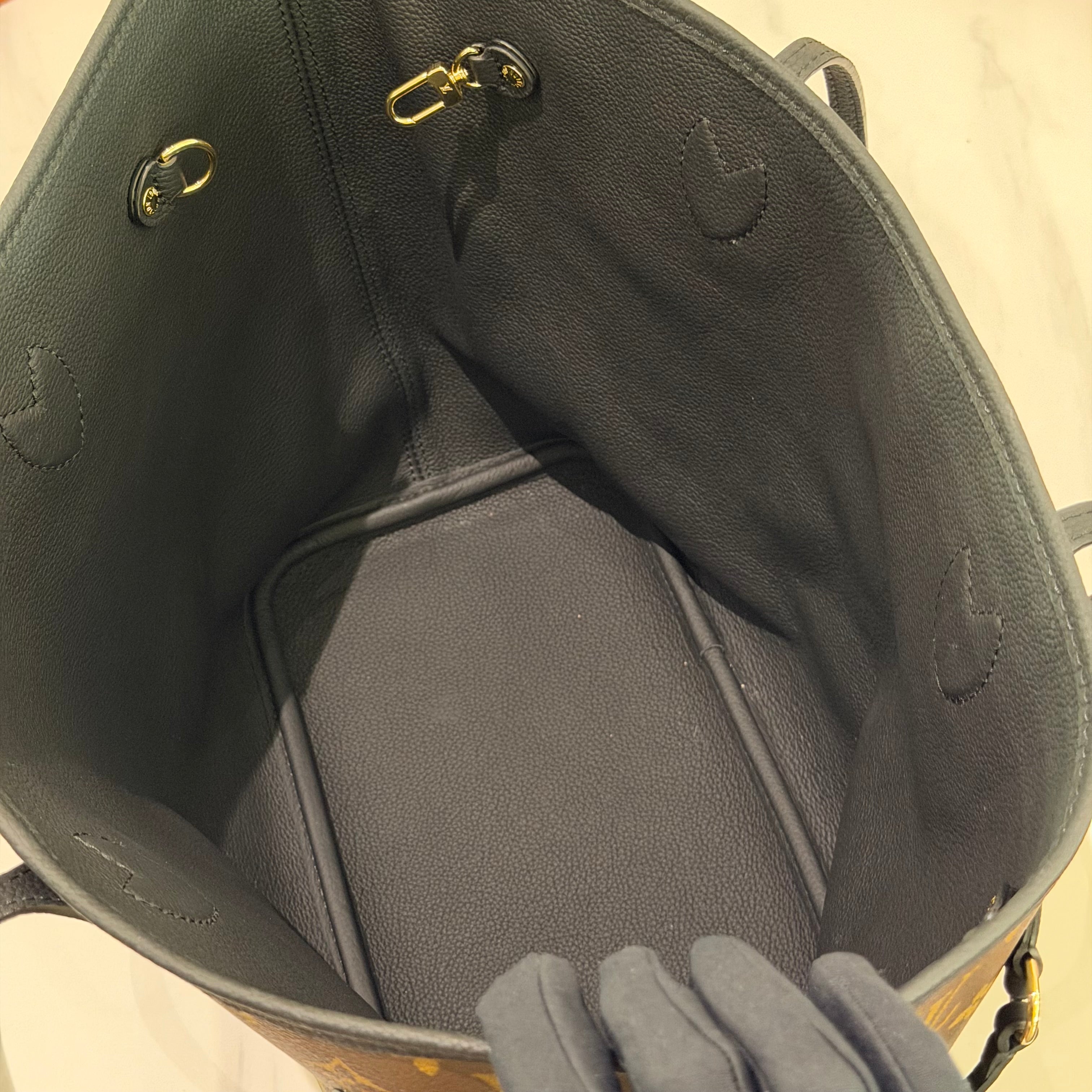 Louis Vuitton Neverfull MM Monogram Coated Canvas with Natural Cowhide Leather (Microchip Version)