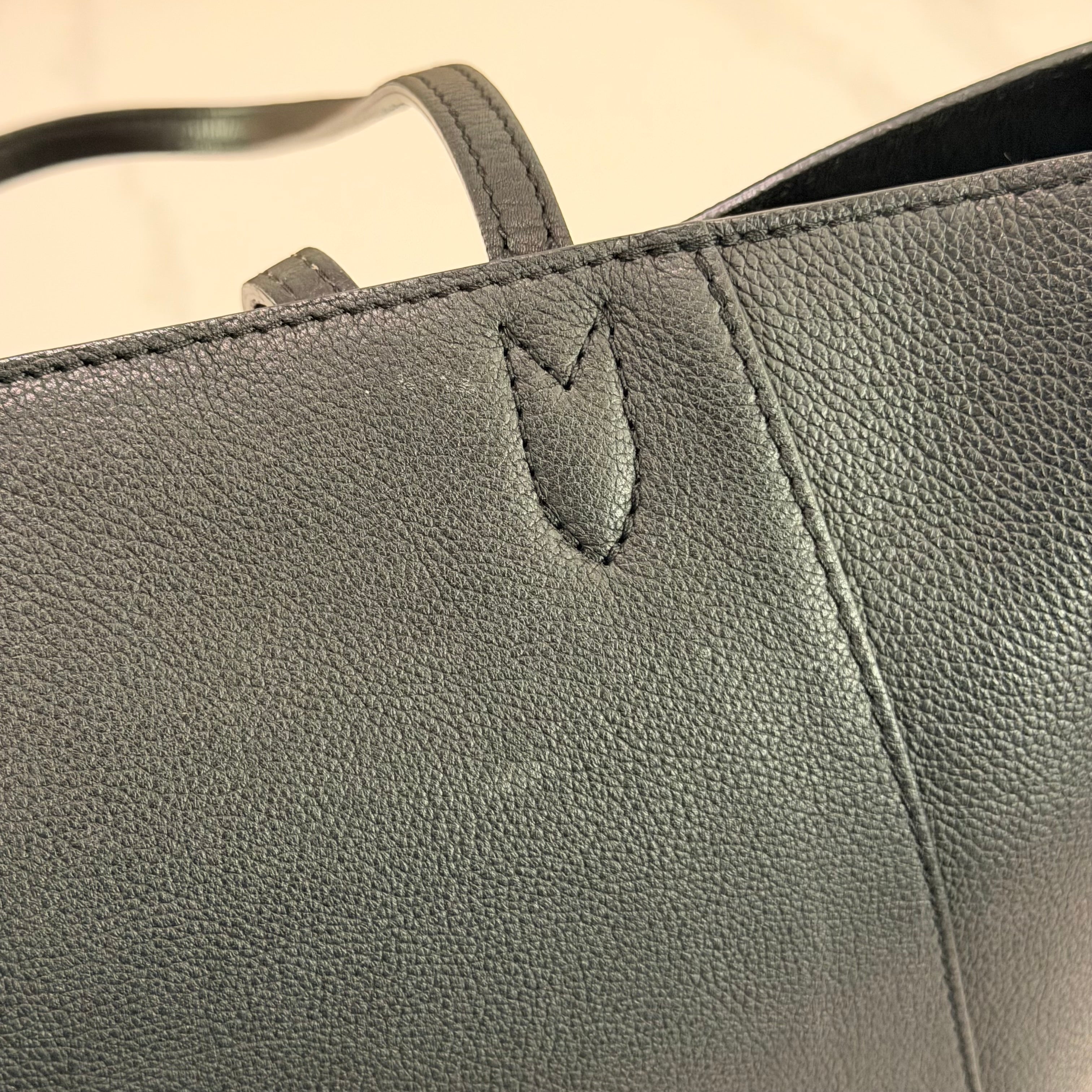 Louis Vuitton Lockme Cabas Tote Bag