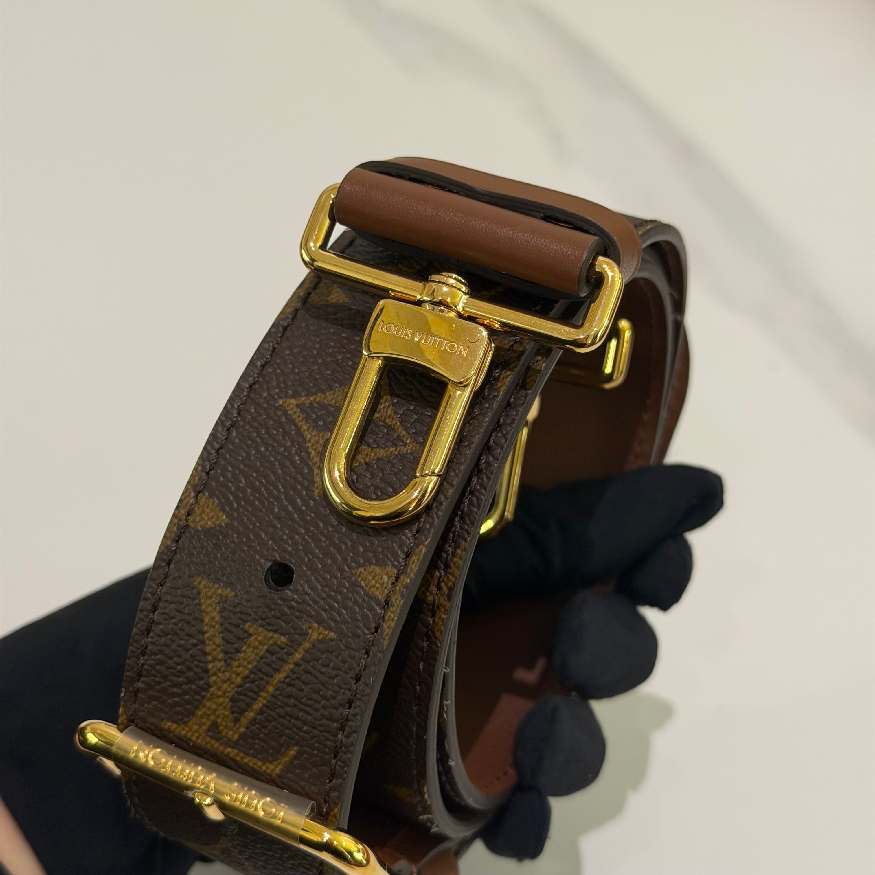 Louis Vuitton Papillon Monogram Barrel Bag (Chip Model)