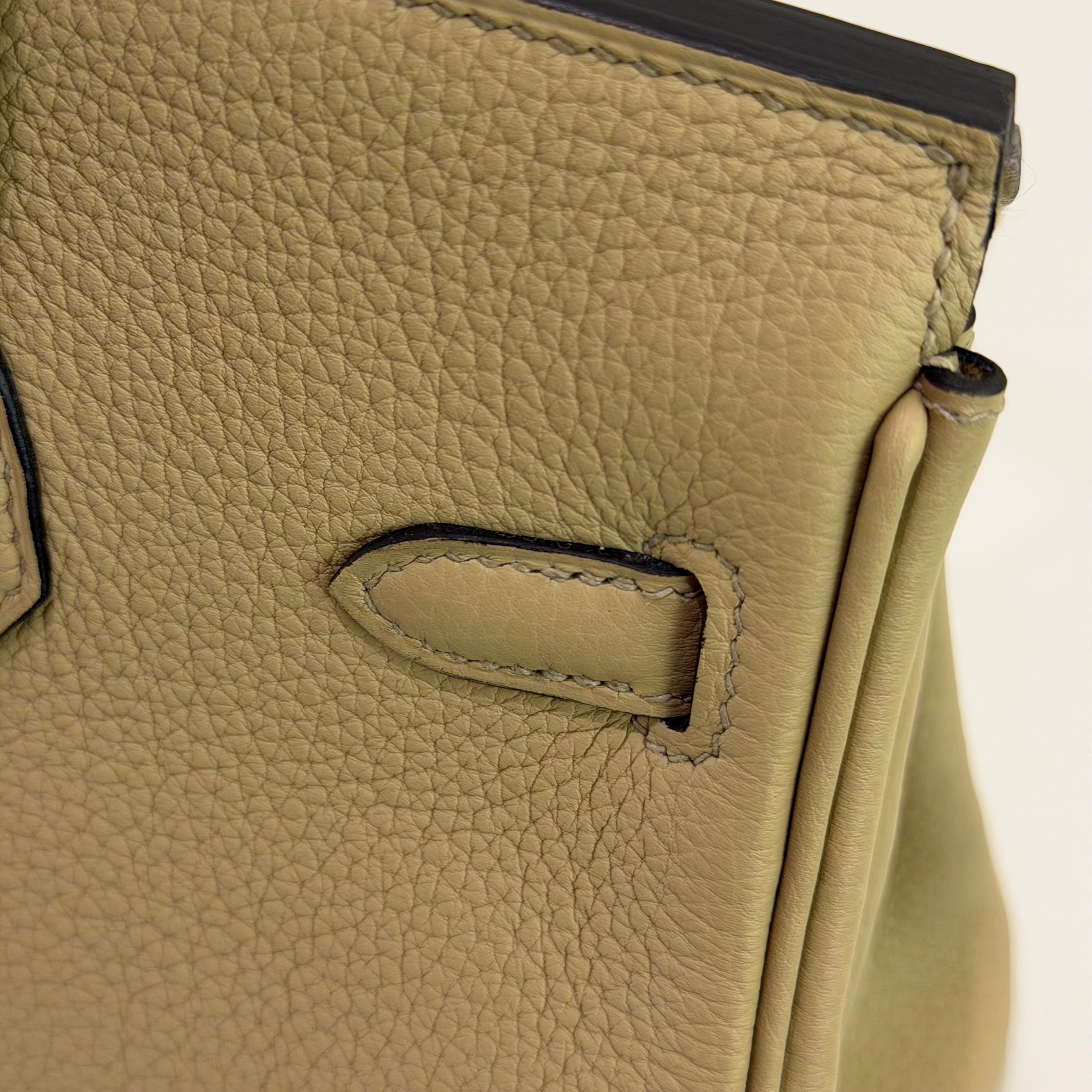 Hermes Birkin 25 Trench with Gold Hardware (Stamp K)