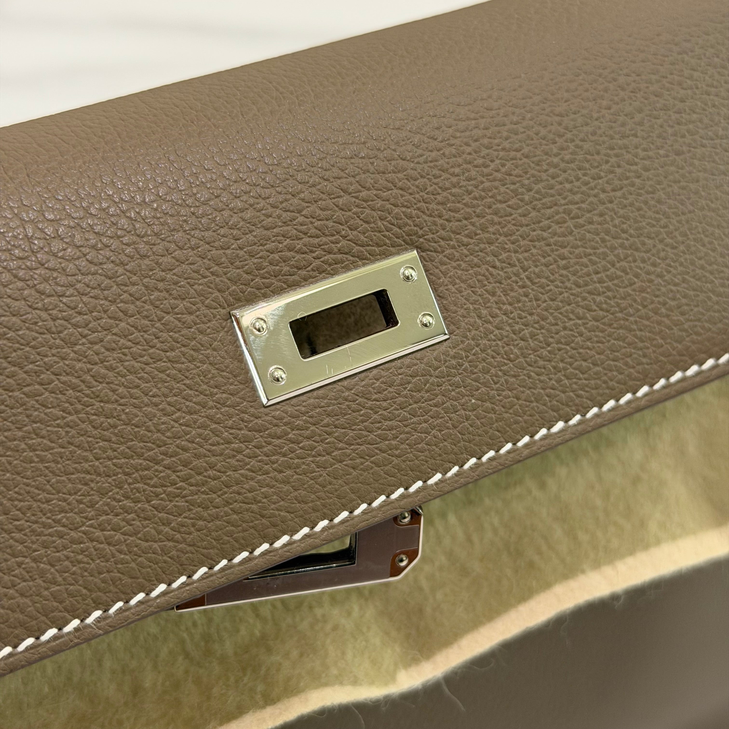 Hermès Kelly Danse Etoupe Epsom Leather Palladium Hardware