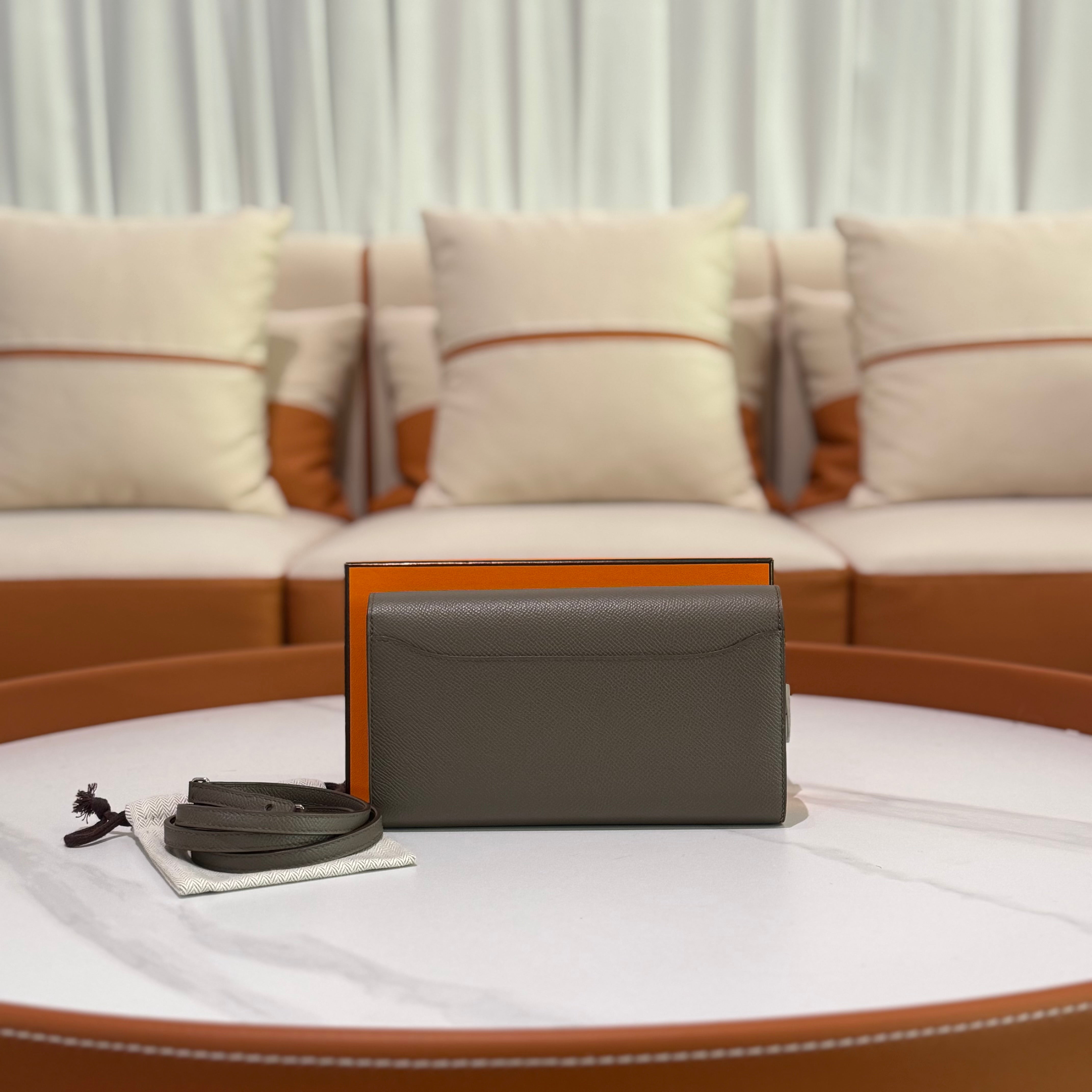 HERMES CONSTANCE TO GO (CTG) ELEPHANT GREY WITH SILVER HARDWARE Z STAMP