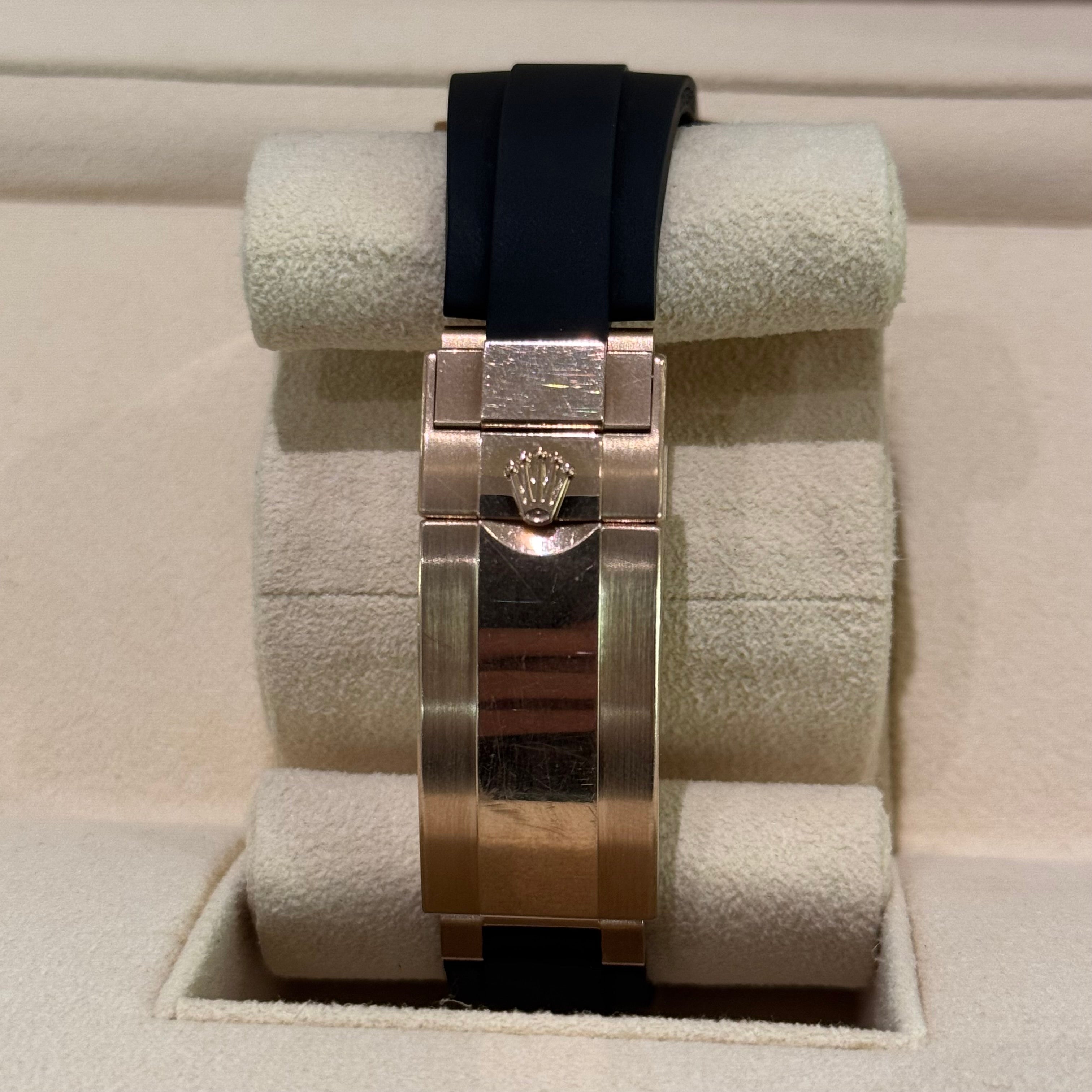 ROLEX DAYTONA 126515LN EVEROSE GOLD RUBBER STRAP 2023 FULL SET