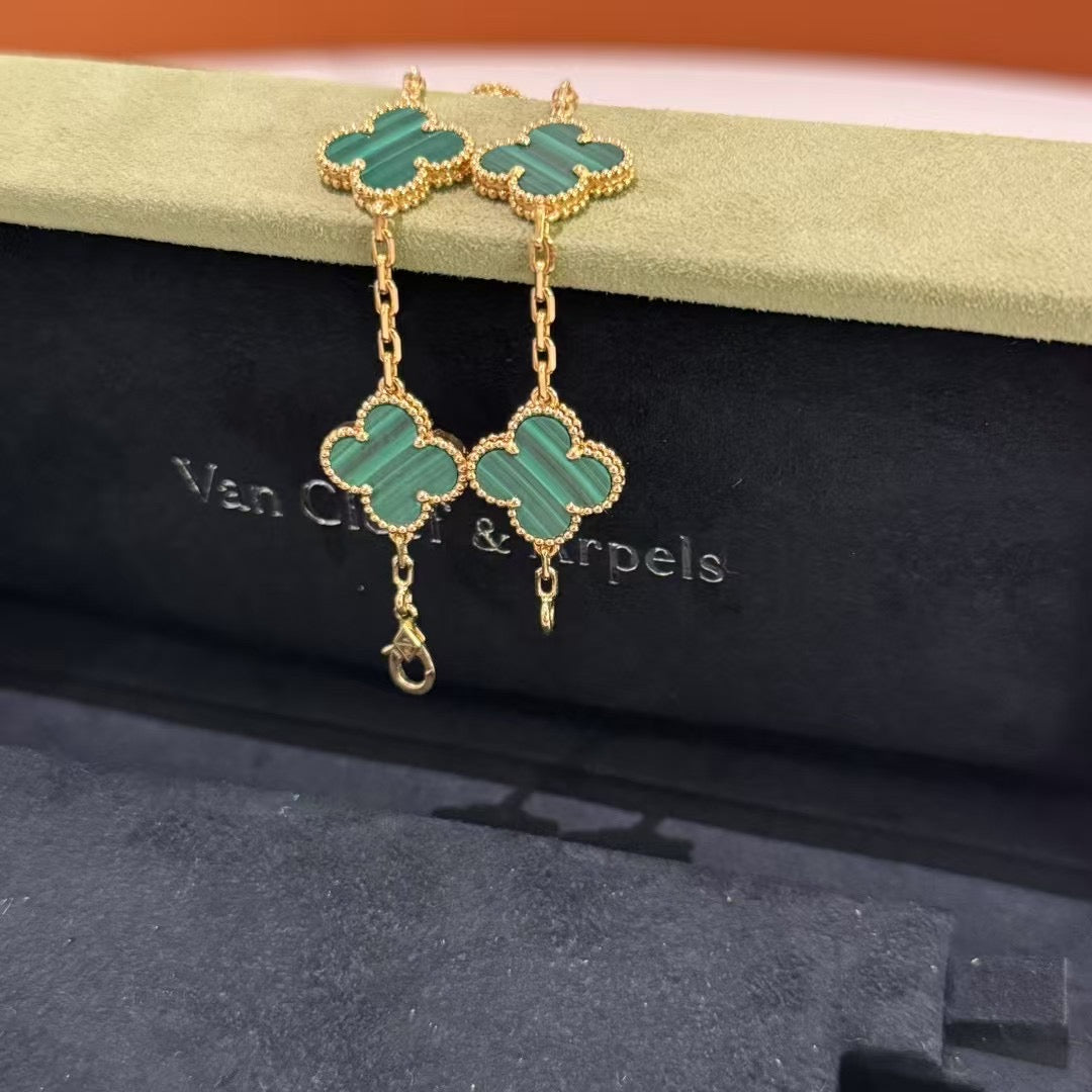 VAN CLEEF & ARPELS VINTAGE ALHAMBRA 5-MOTIF BRACELET MALACHITE
