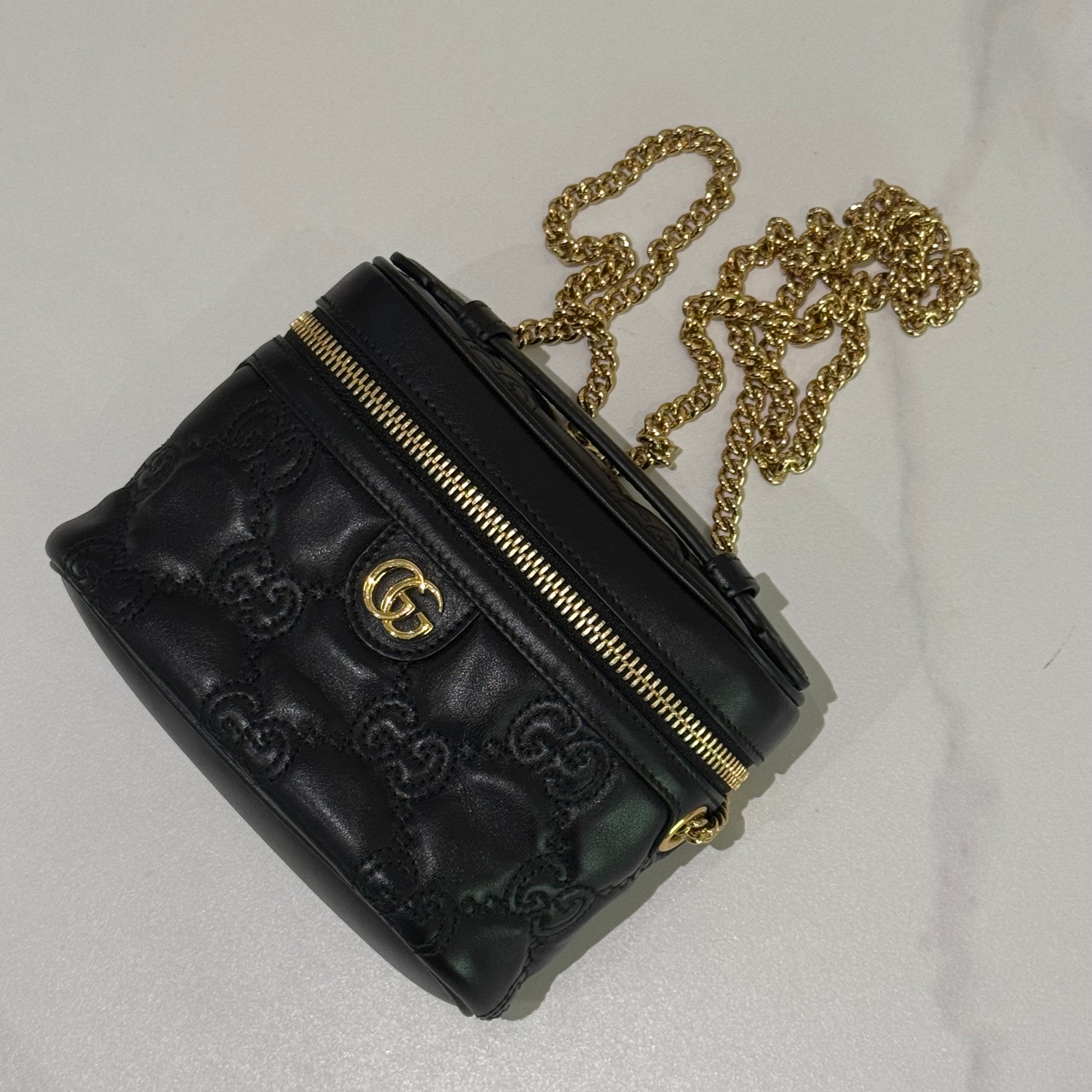 GUCCI GG MATELASSÉ BLACK MINI COSMETIC CASE