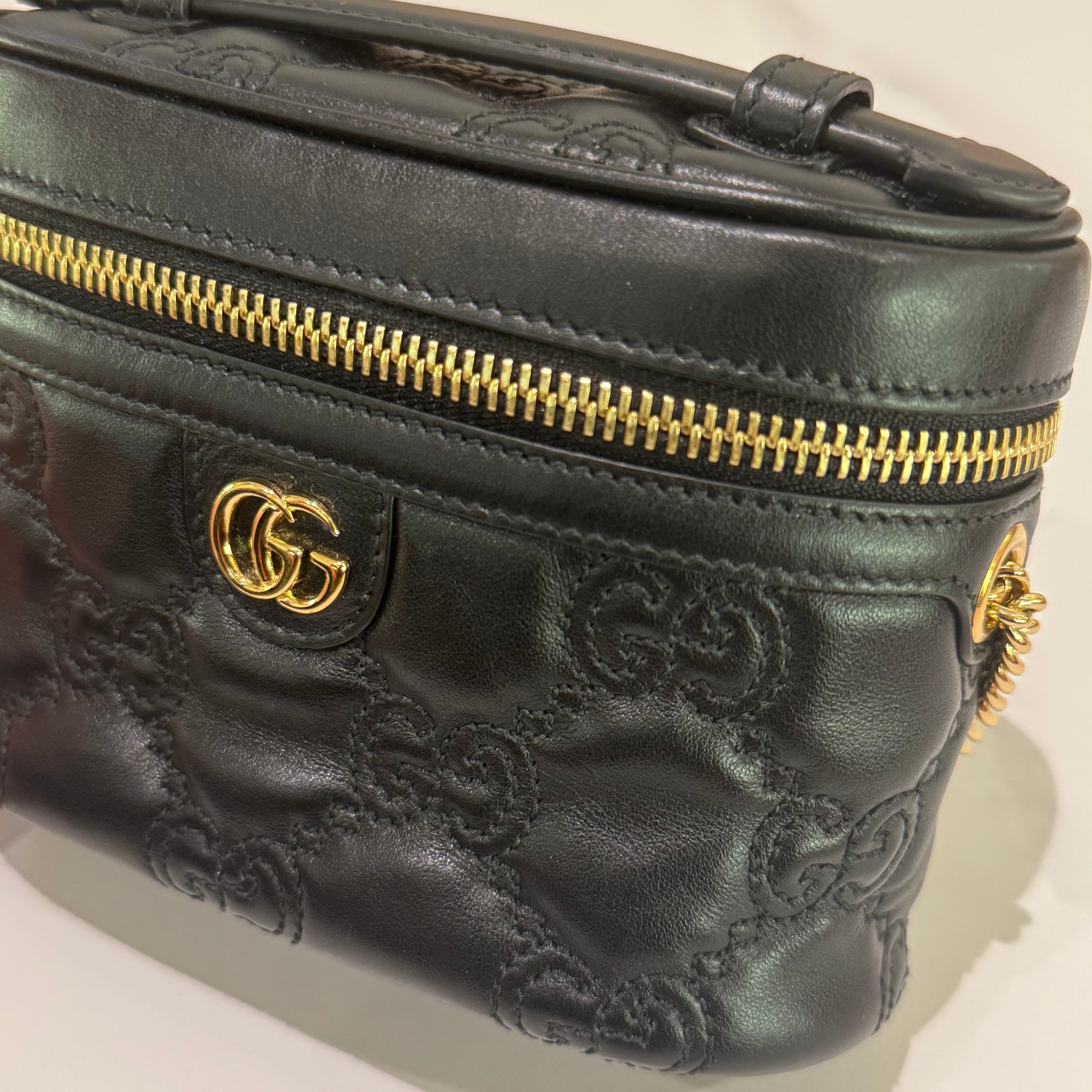 GUCCI GG MATELASSÉ BLACK MINI COSMETIC CASE